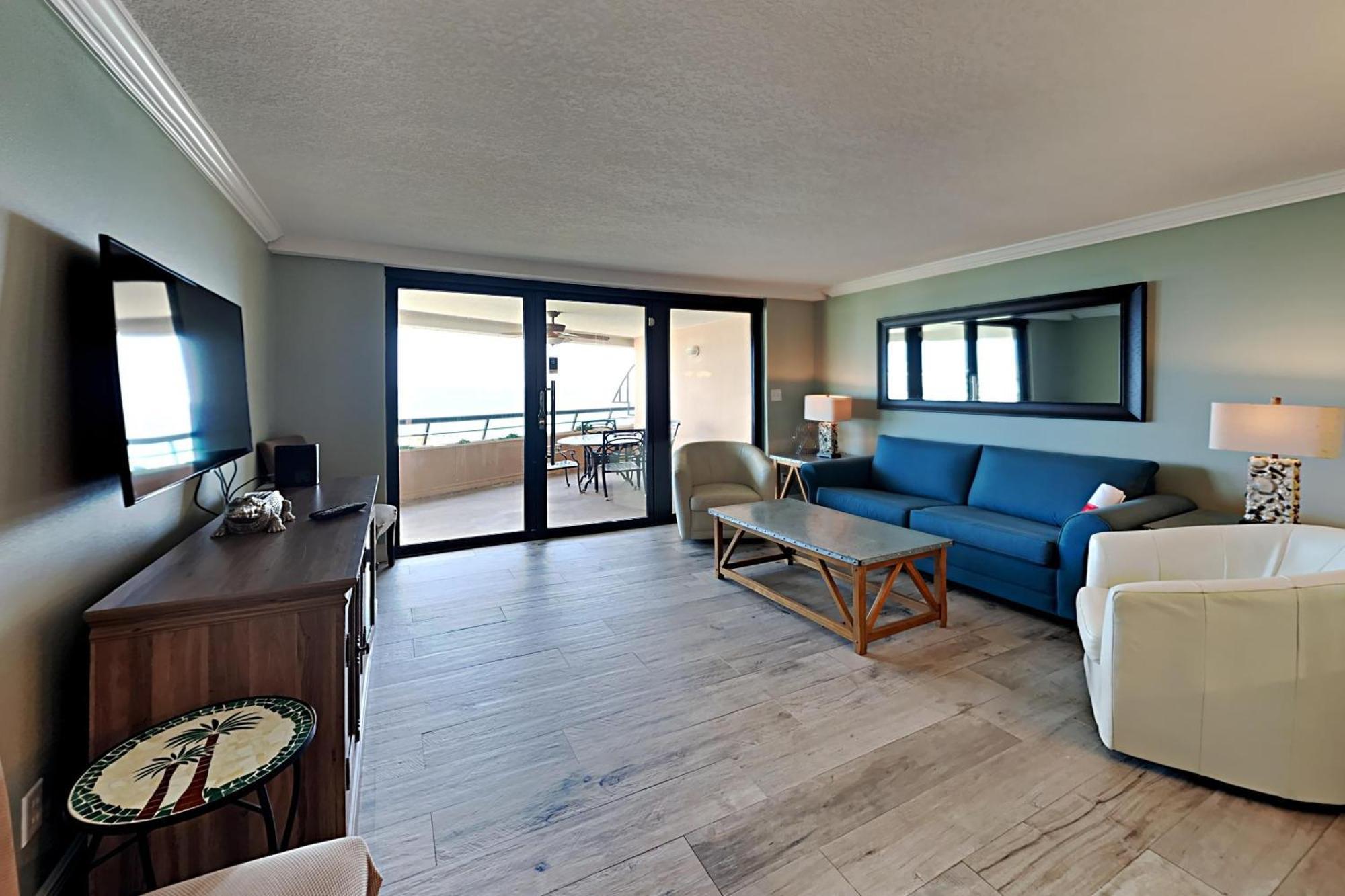 Apartment Awesome In Miramar With Outdoor Swimming Pool And 2 Bedrooms Destin
