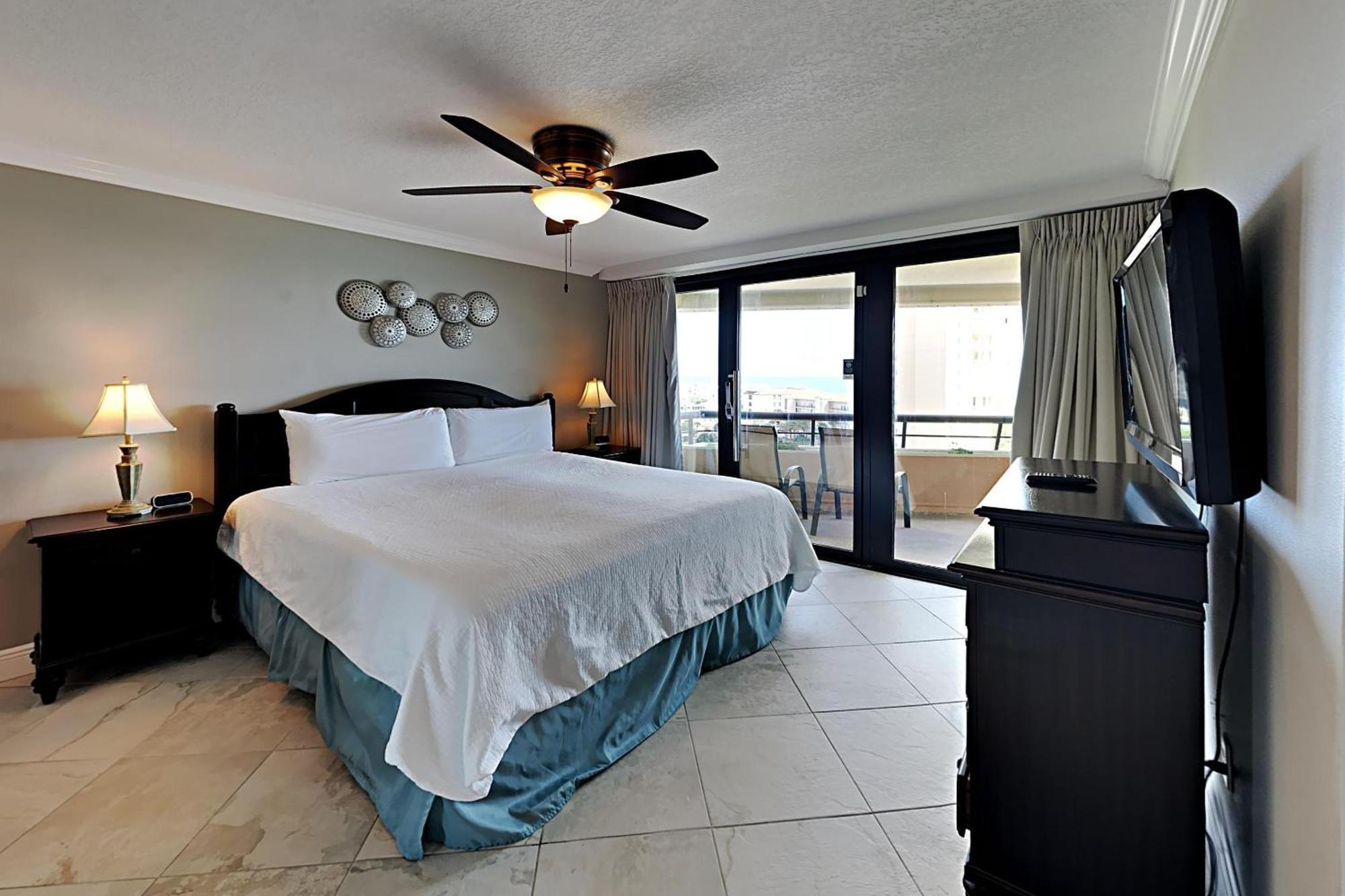 Awesome In Miramar With Outdoor Swimming Pool And 2 Bedrooms