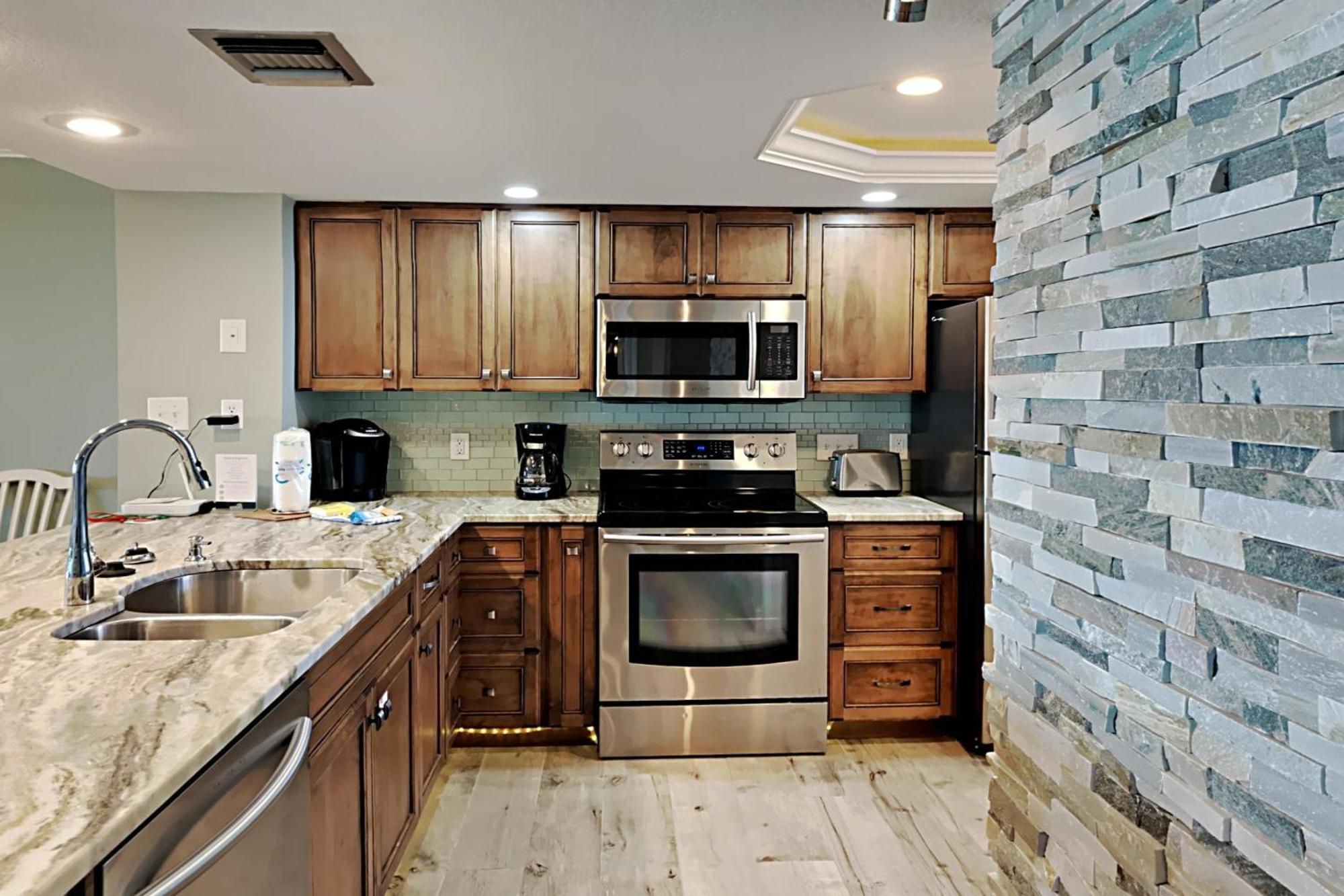Awesome In Miramar With Outdoor Swimming Pool And 2 Bedrooms * Destin