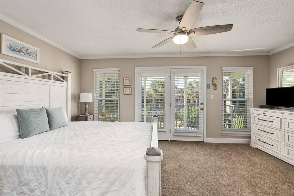 Holiday home 4 Bedroom - 3 Ba Private Pool Putting Destin