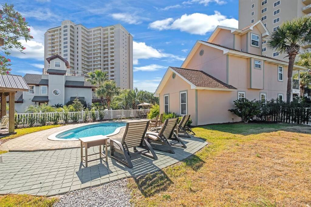 4 Bedroom - 3 Ba Private Pool Putting Holiday home *