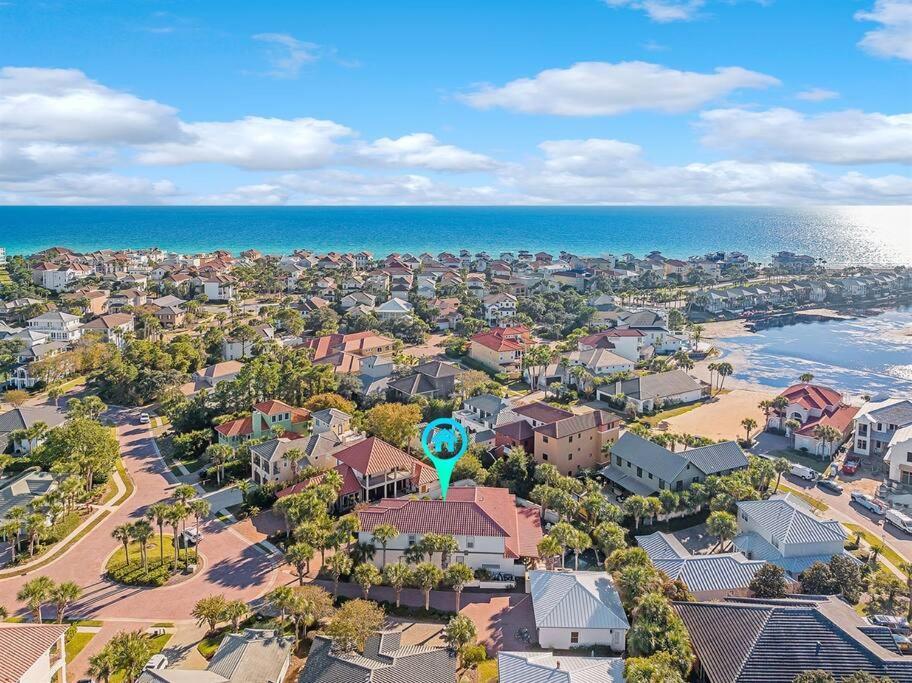 Seas The Day Destiny East Neighborhood Private Holiday home *