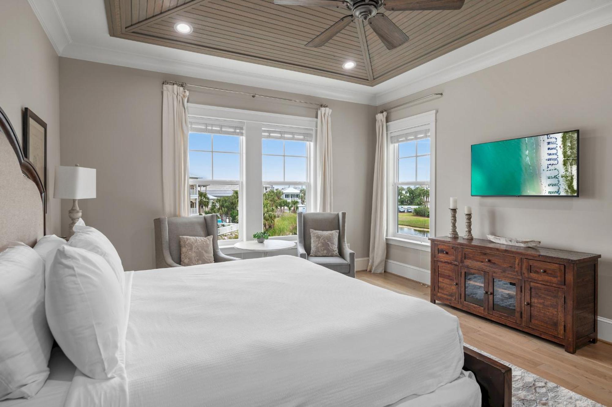Living The Dream At Pointe Holiday home *