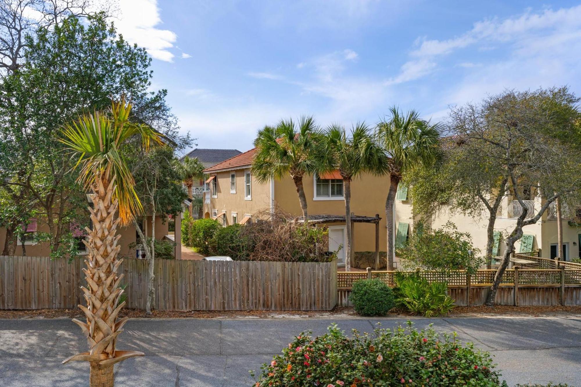 Holiday home Hidden Dunes 149 Destin
