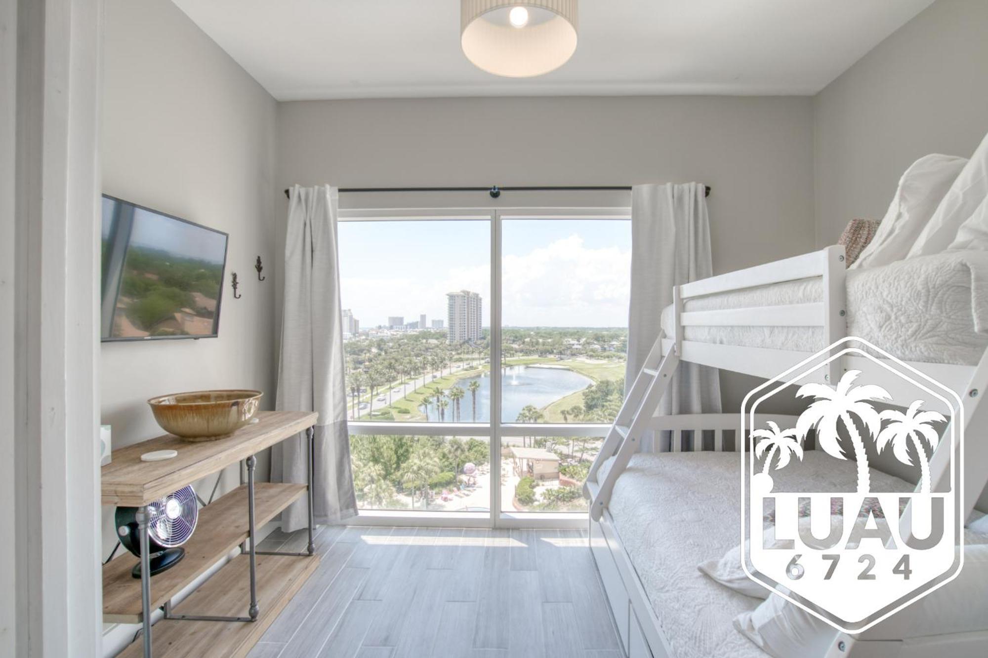 Apartment Luau Tower Enjoy These 2 Connecting Units As A Family *