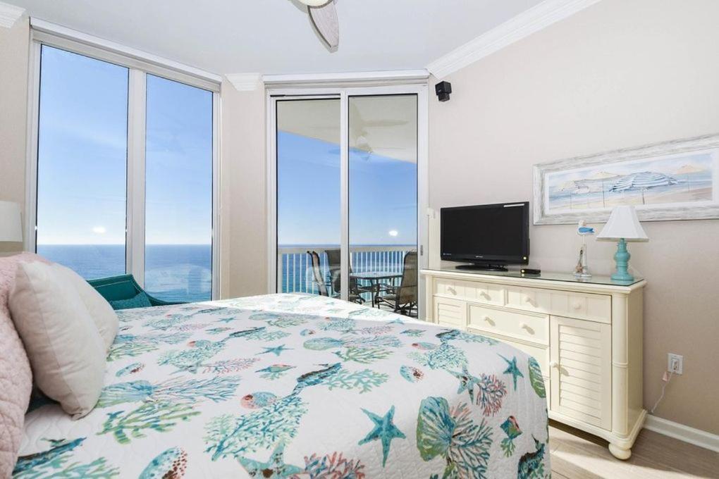 Holiday home Chasin' The Blues At Sliver Towers Destin