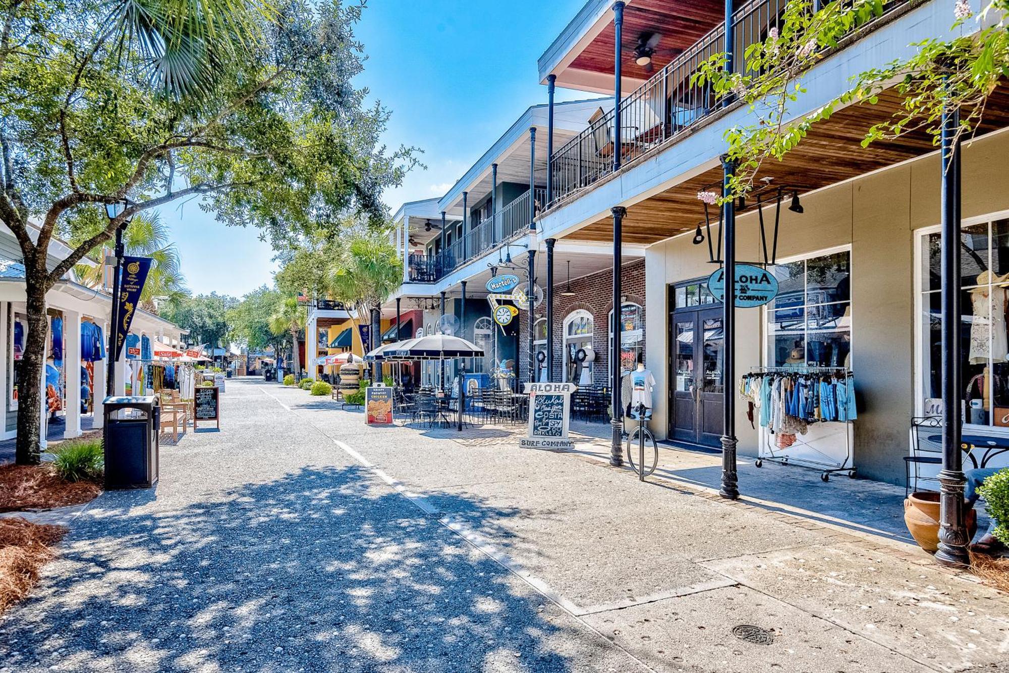 Baytowne Wharf - Pilot House #115/#117 Combo Apartment Destin