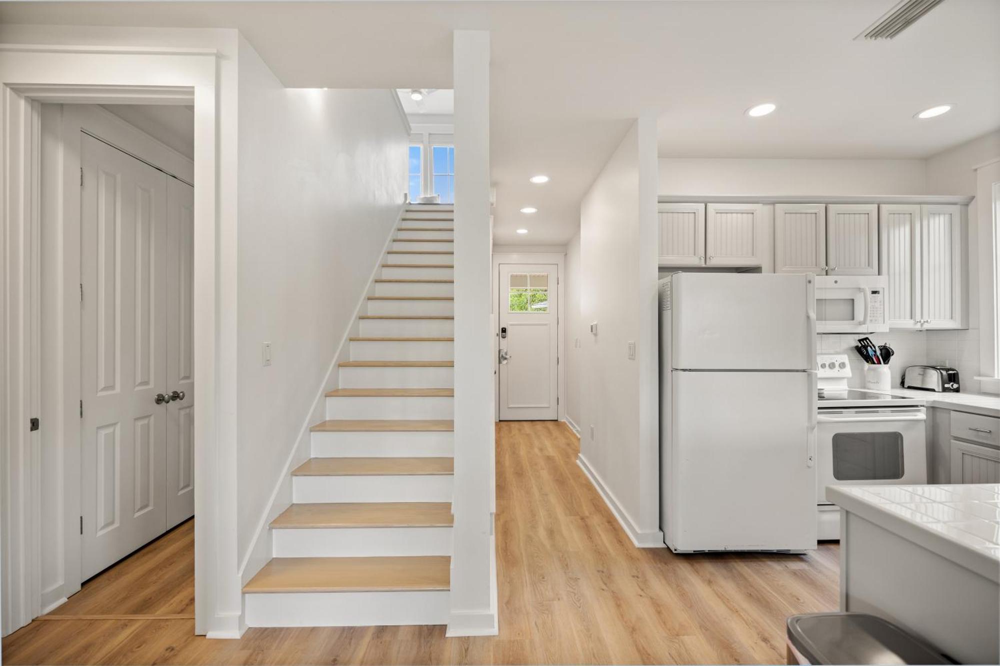 1322 Laurel Grove