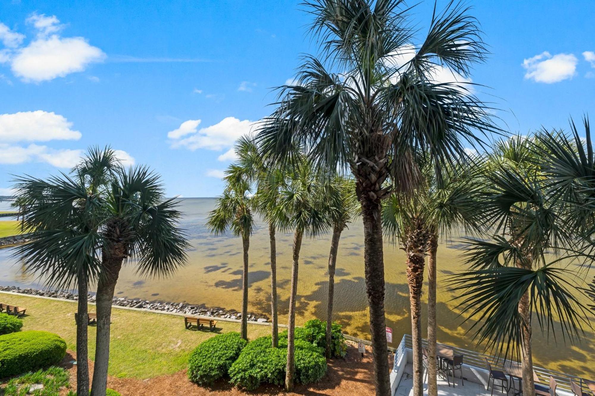 Sandestin Bayfront With Balcony And Breathtaking Views * Destin
