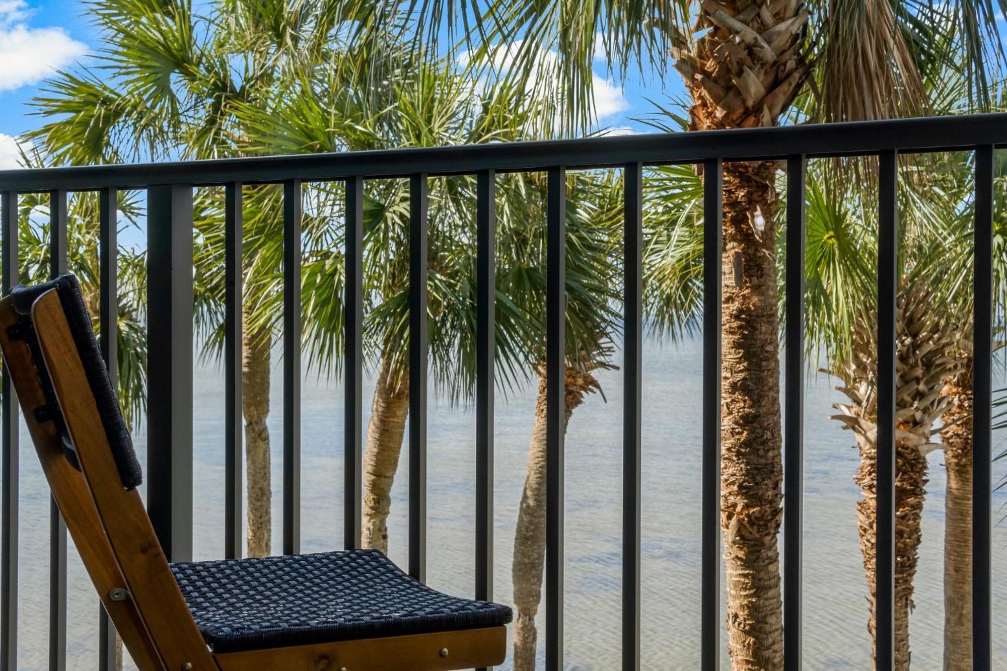 Sandestin Bayfront With Balcony And Breathtaking Views Destin