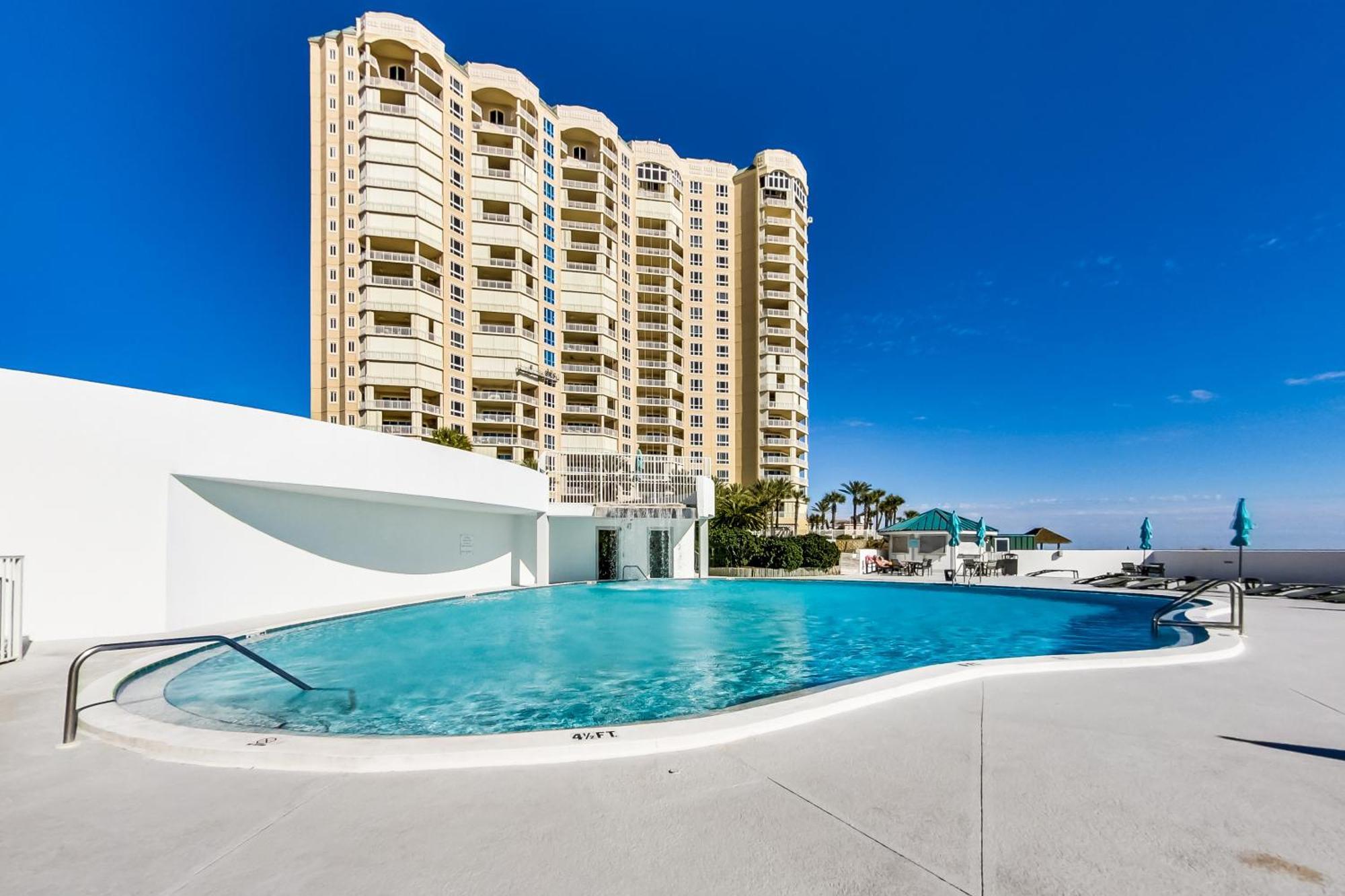 Edgewater 409 - Gulf Views! & Pool Access! *