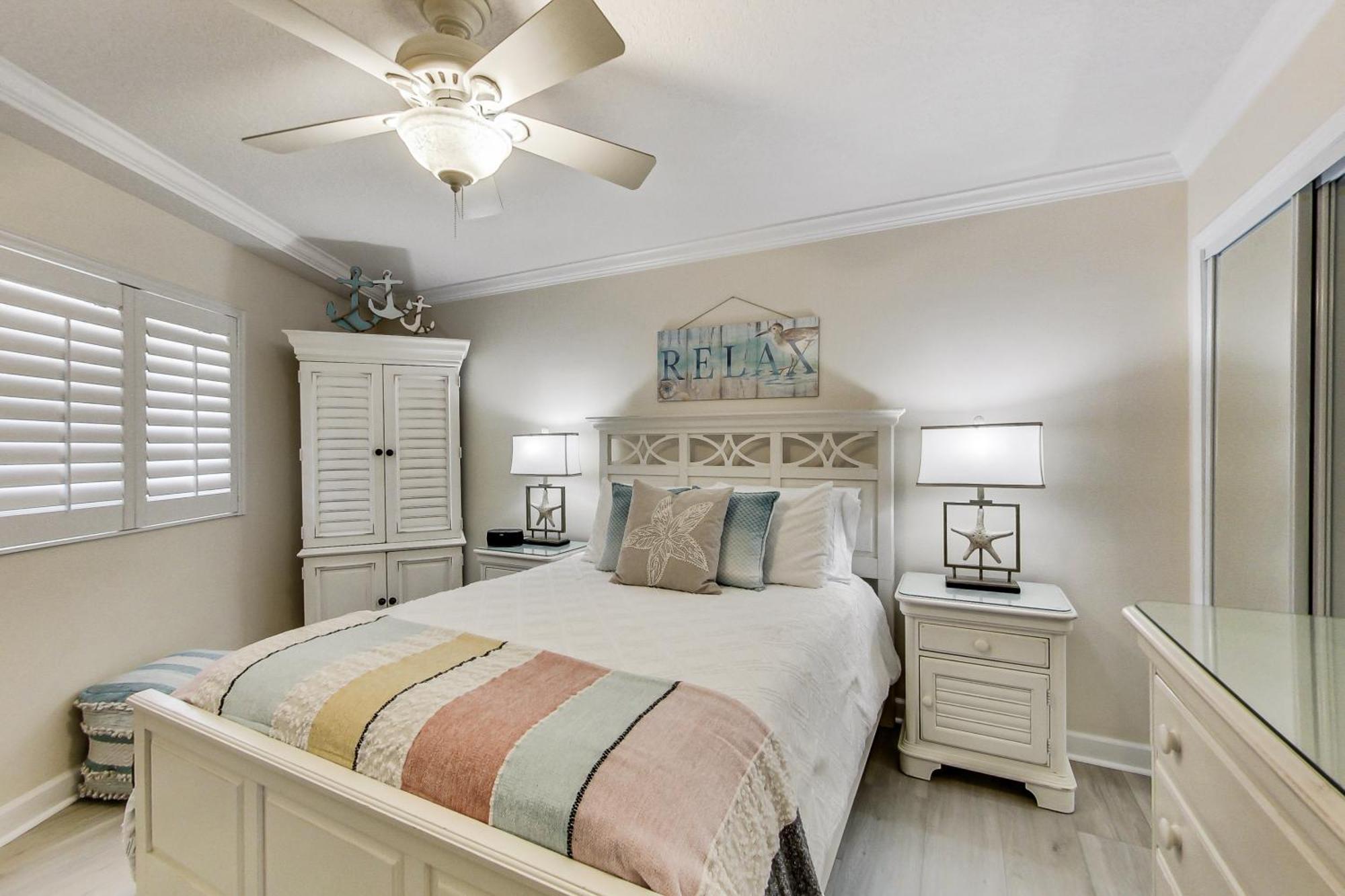 Edgewater 409 - Gulf Views! & Pool Access! *