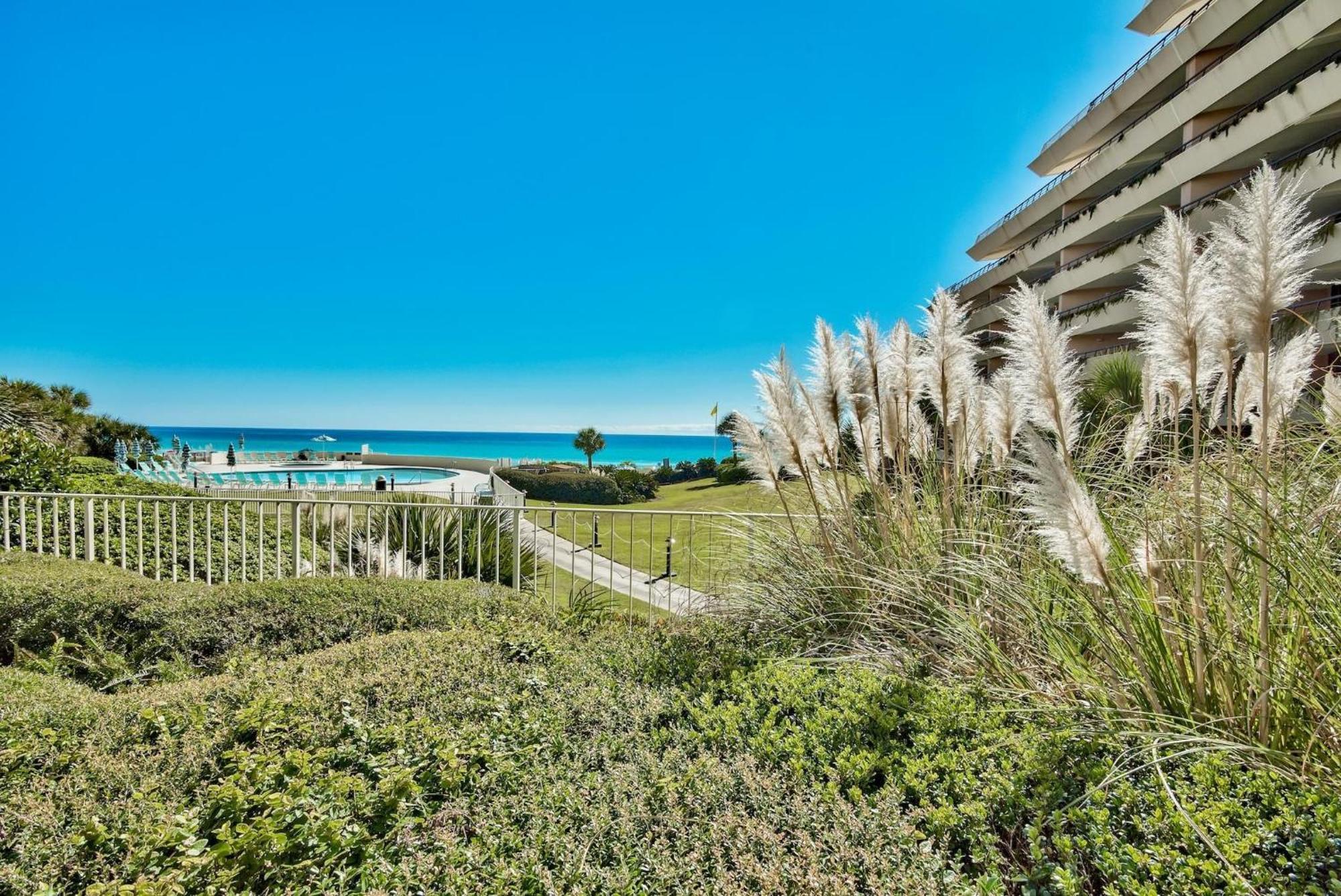 Edgewater 409 - Gulf Views! & Pool Access! * Destin