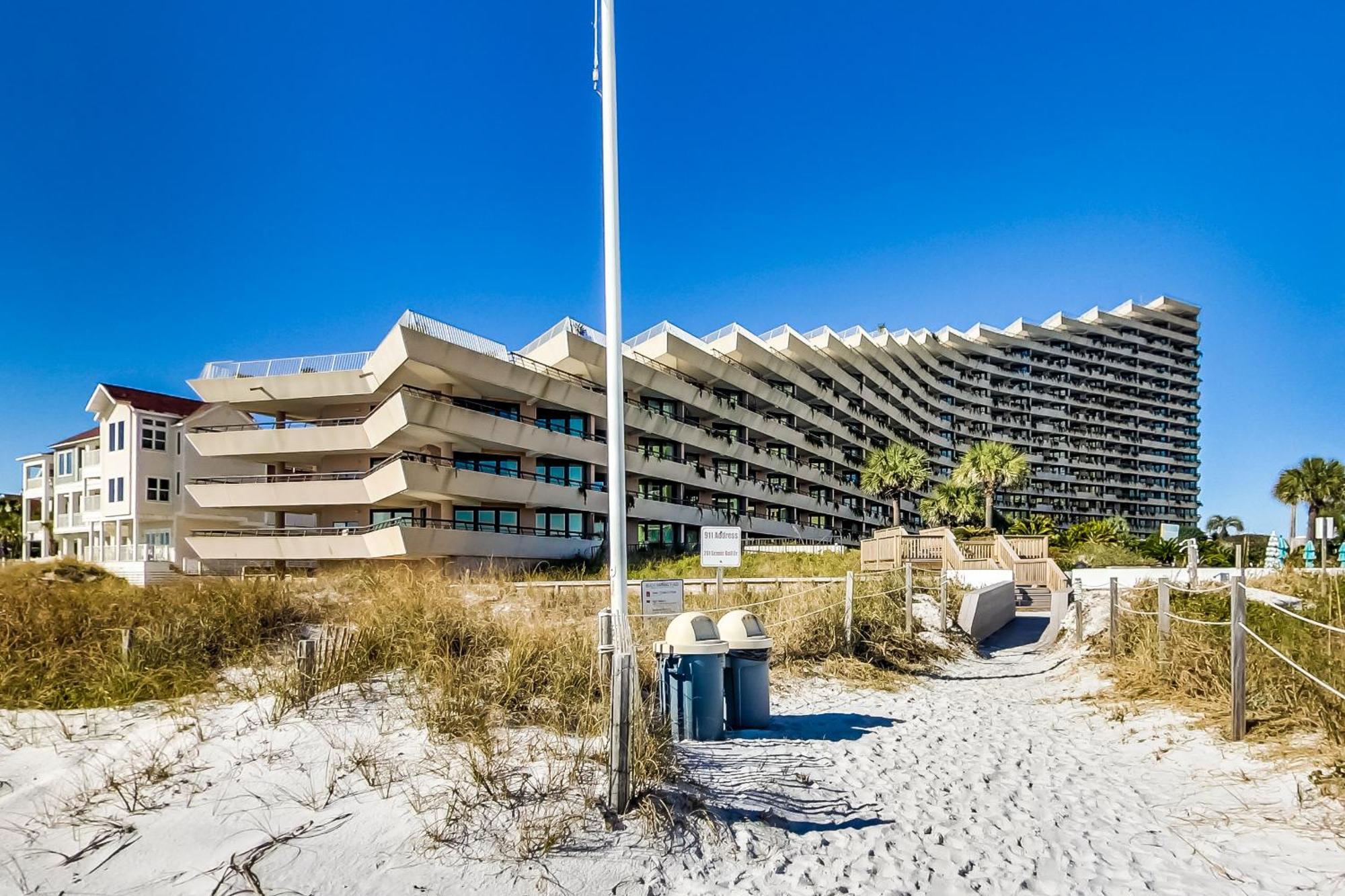 Edgewater 409 - Gulf Views! & Pool Access! * Destin
