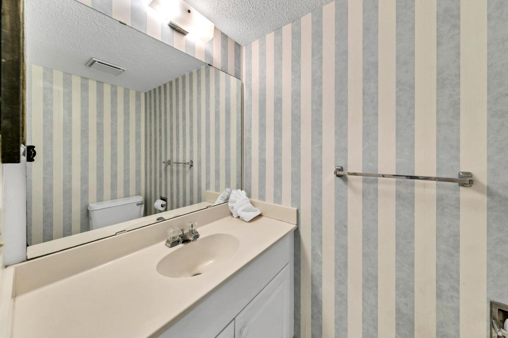 Holiday home Southbay By The Gulf 103 Only 25 Yards From The A 2 Bedroom Townhome In *