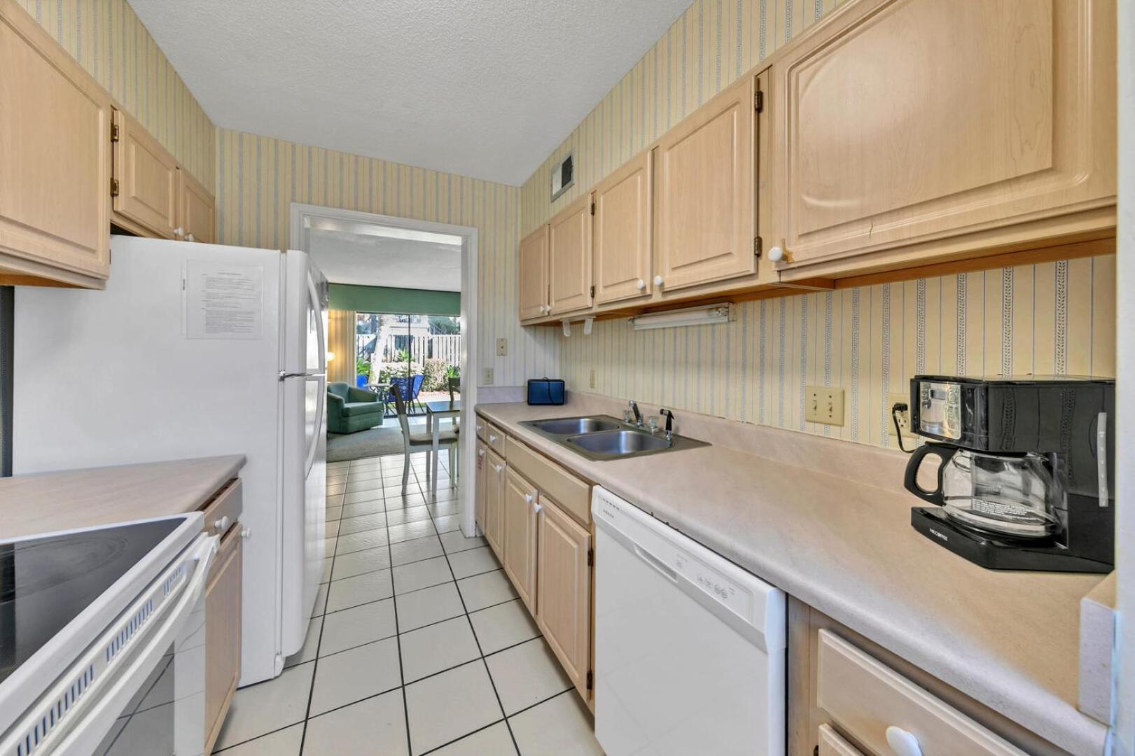 Holiday home Southbay By The Gulf 103 Only 25 Yards From The A 2 Bedroom Townhome In Destin