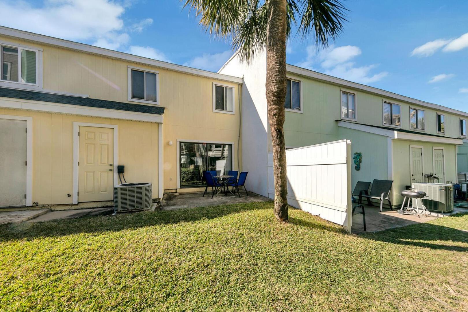 Holiday home Southbay By The Gulf 103 Only 25 Yards From The A 2 Bedroom Townhome In Destin
