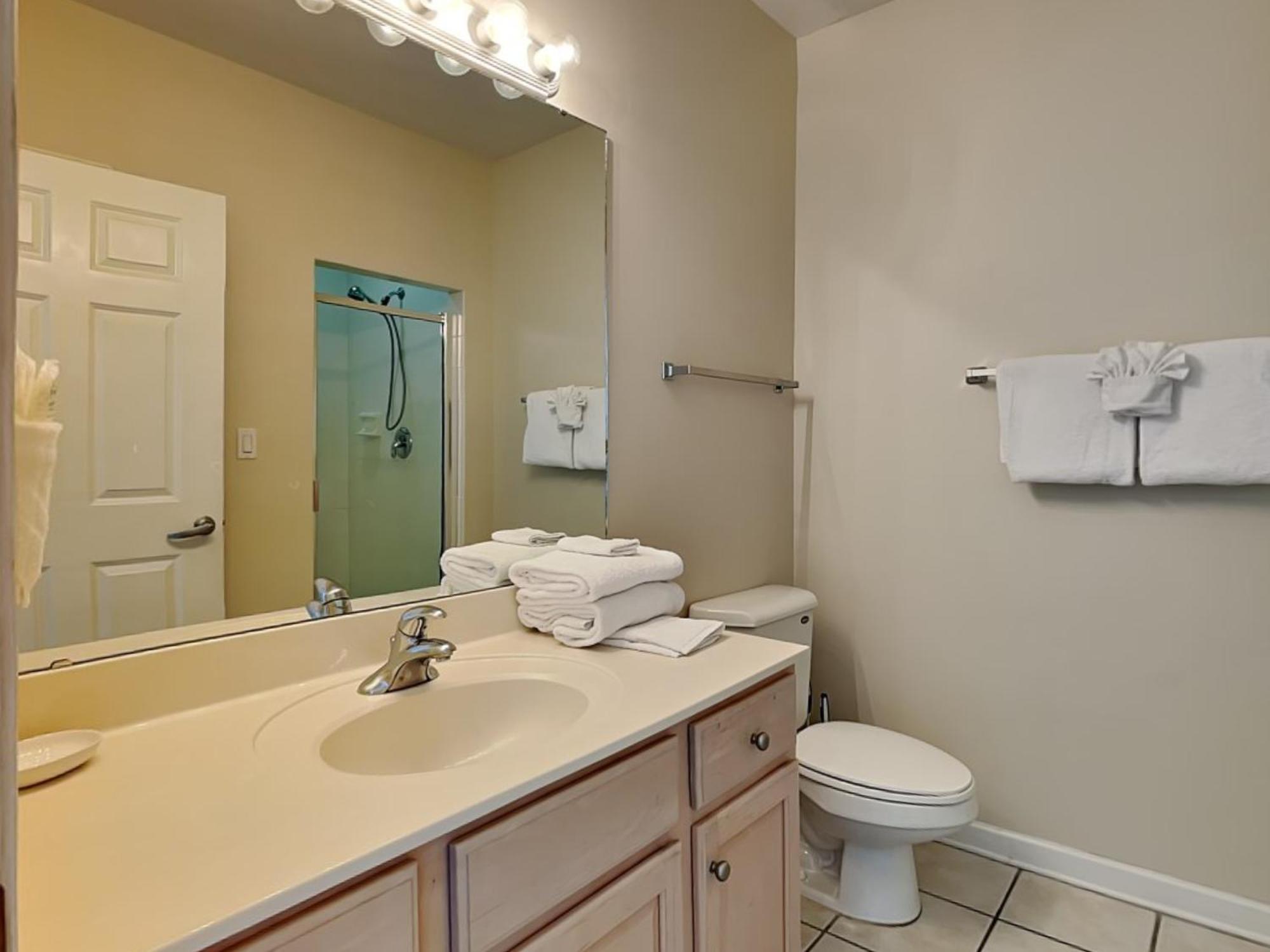 Silver Towers 1805e