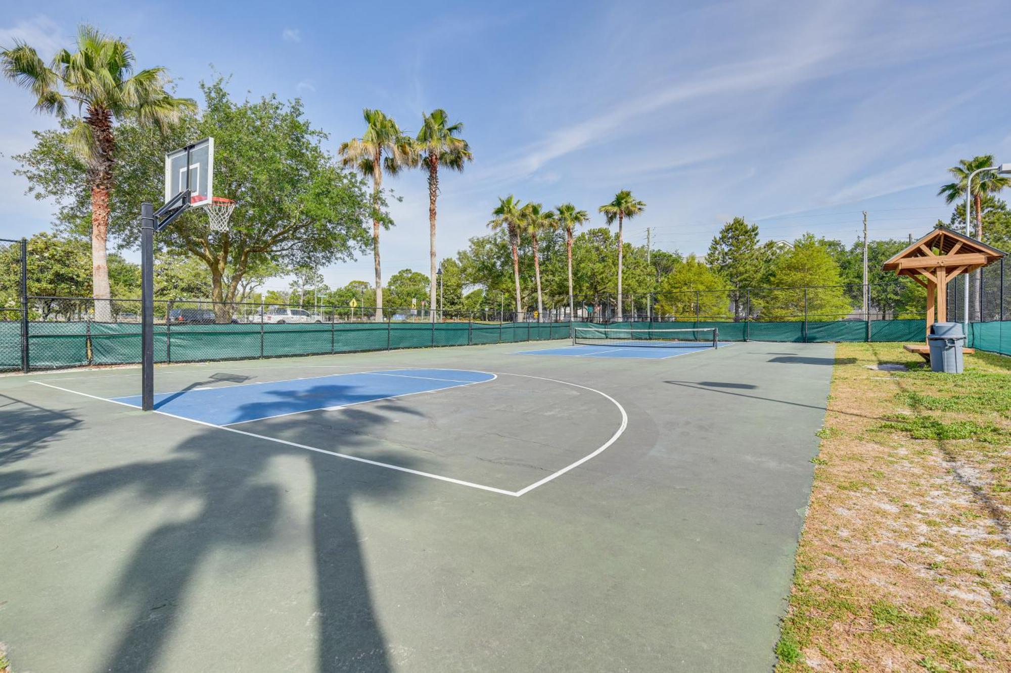 Walk To Poolside Oasis In Palms Of Destin!