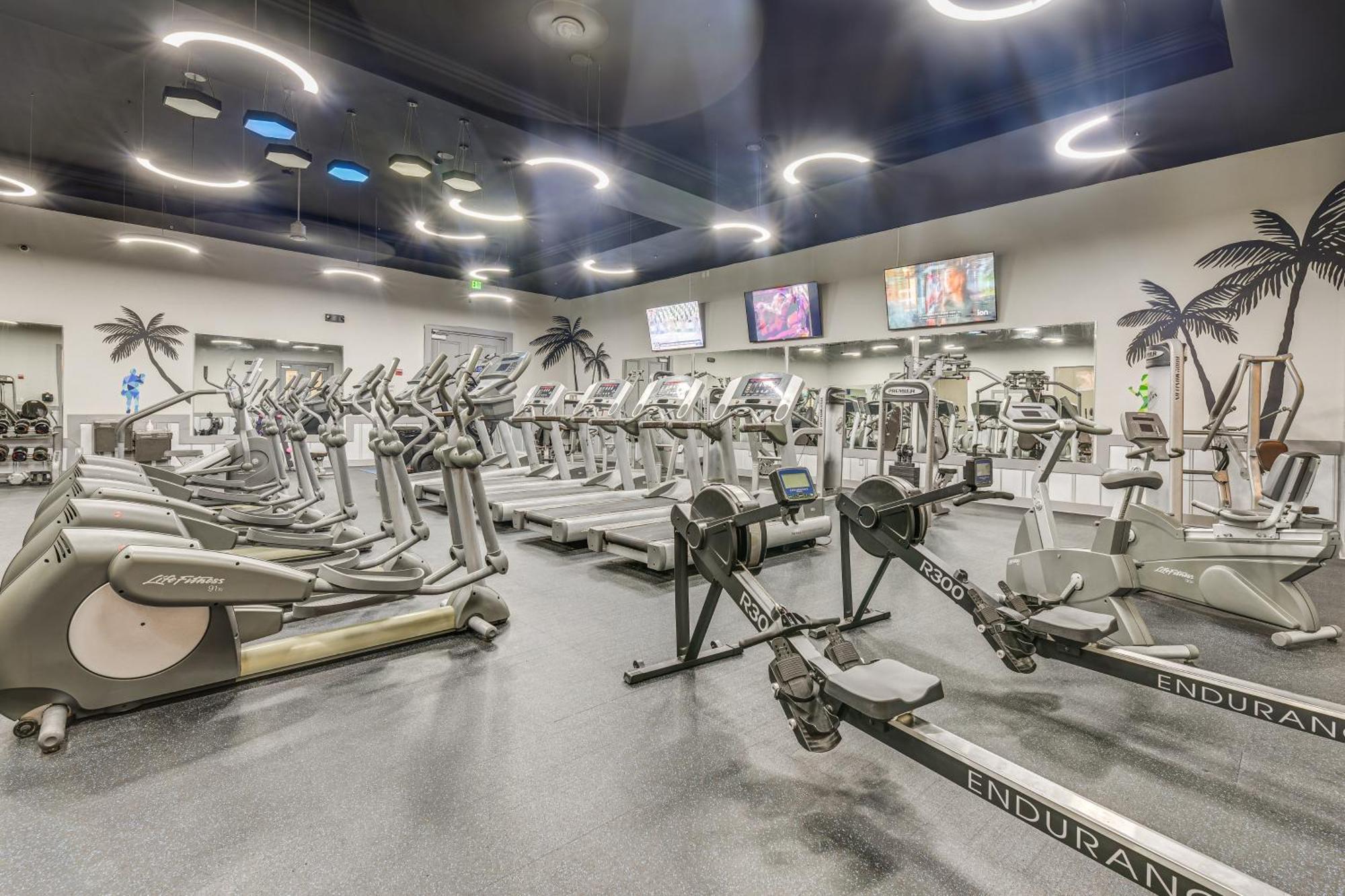Walk To Poolside Oasis In Palms Of Destin! Apartment *