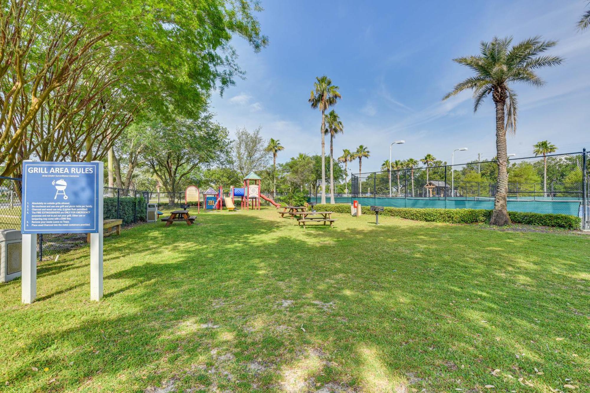 Walk To Poolside Oasis In Palms Of Destin! * Destin