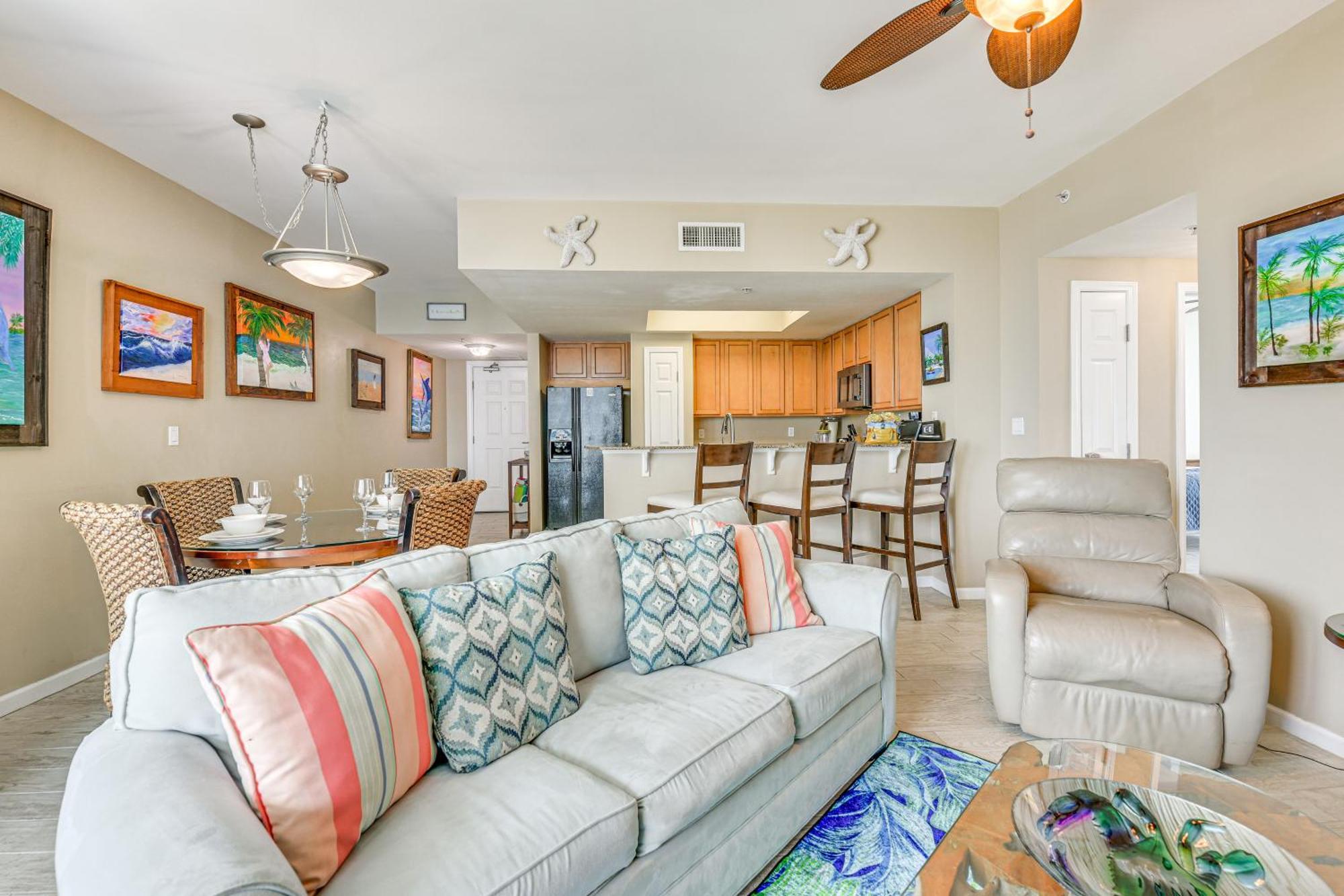 Walk To Poolside Oasis In Palms Of Destin! * Destin