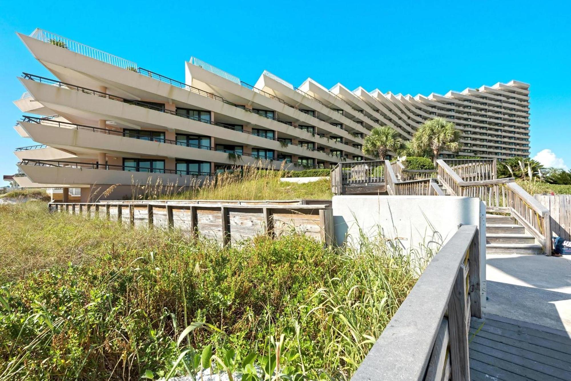 Edgewater #303 Holiday home *