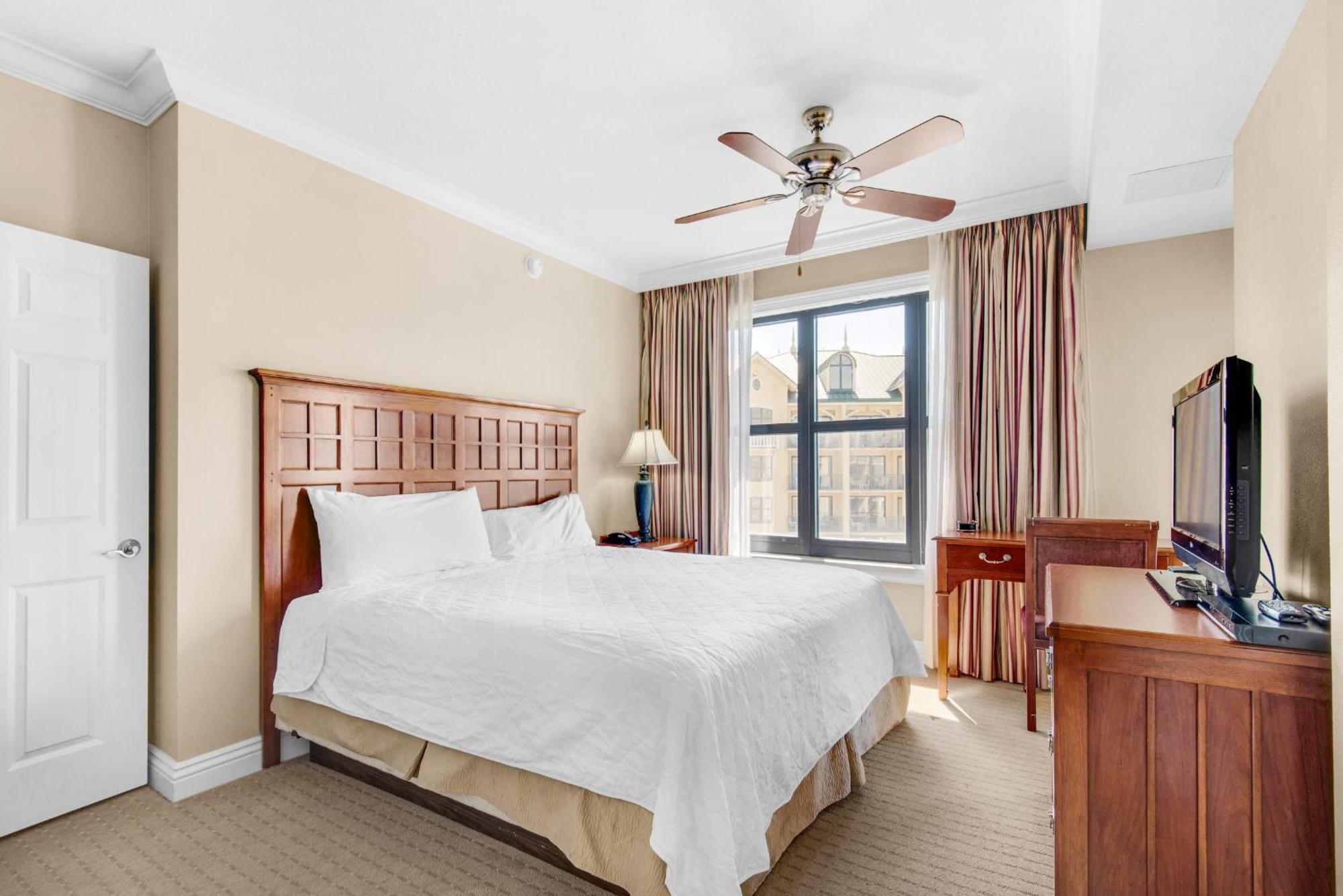 Emerald Grande W1221 Holiday home Destin