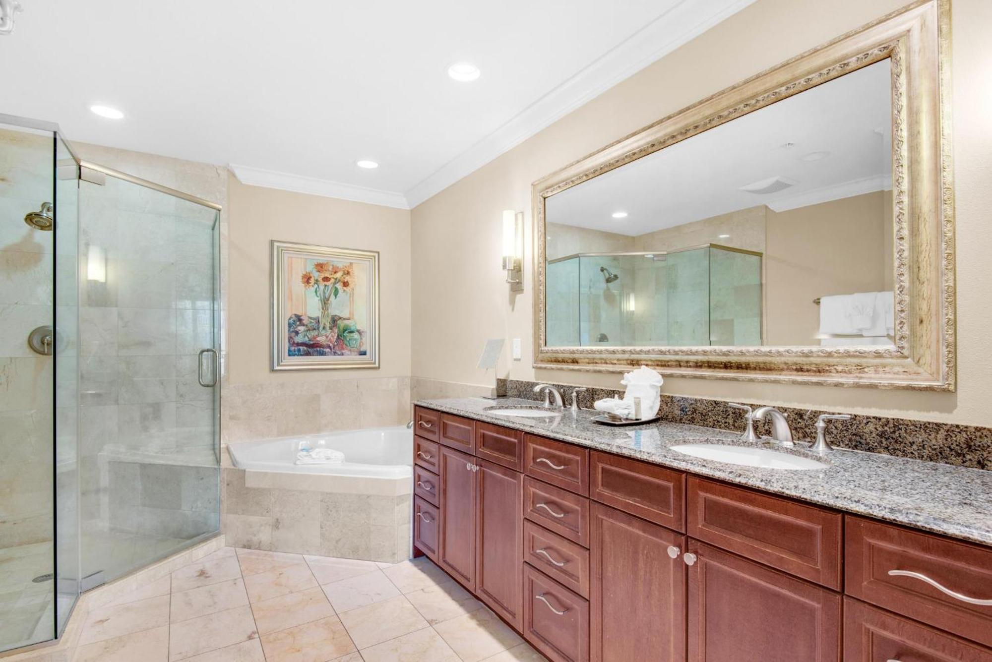 Holiday home Emerald Grande W1221 Destin
