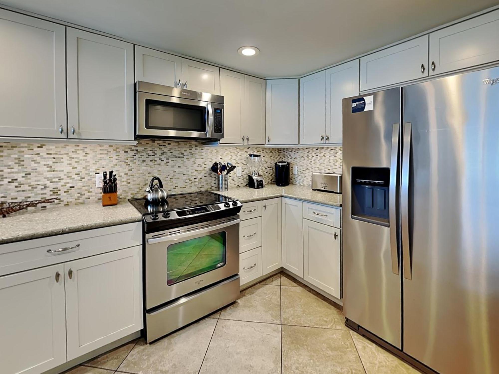 Jade East Towers 650 Apartment