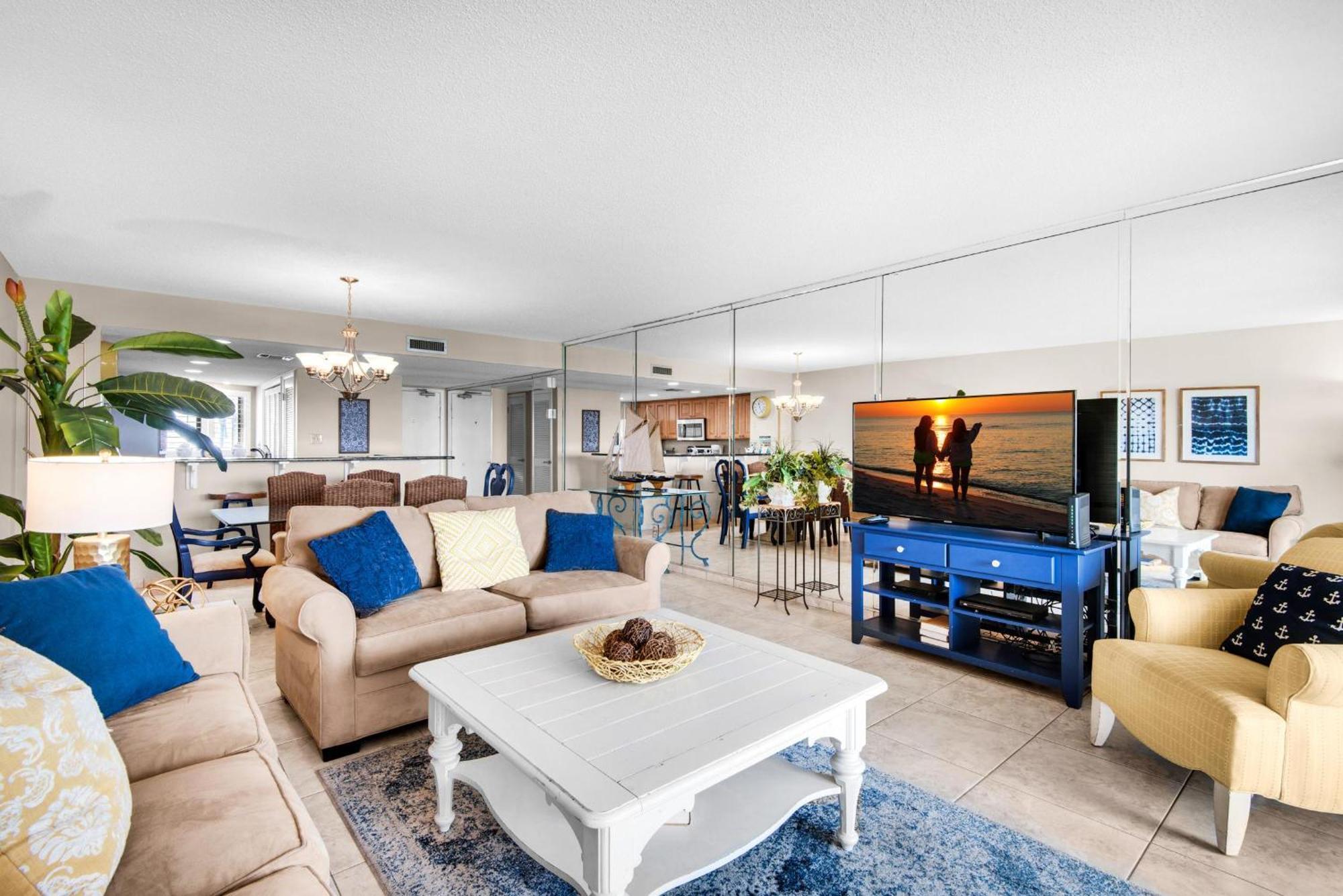 Edgewater #303 Holiday home Destin