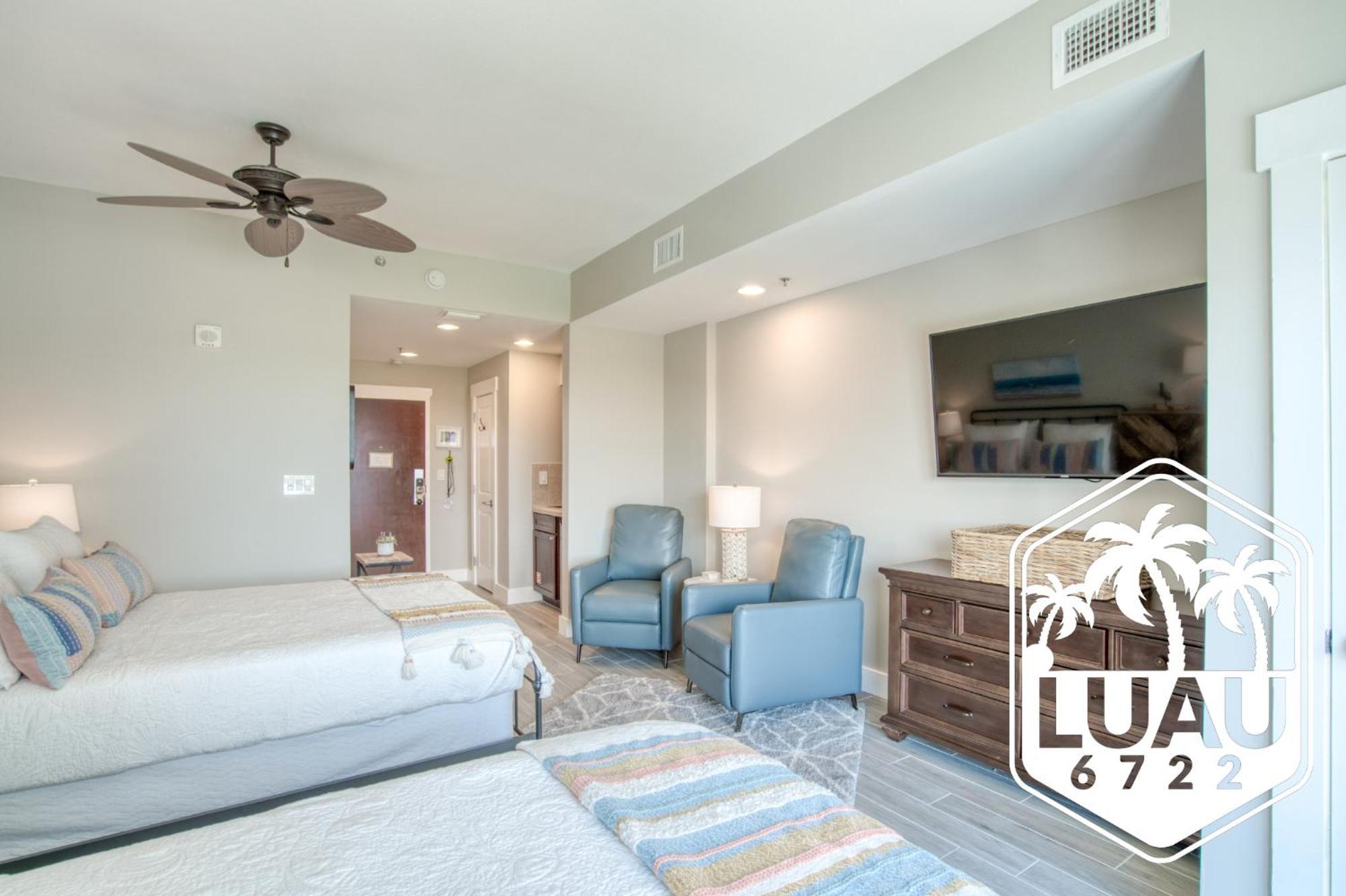 Luau Tower Enjoy These 2 Connecting Units As A Family Apartment Destin