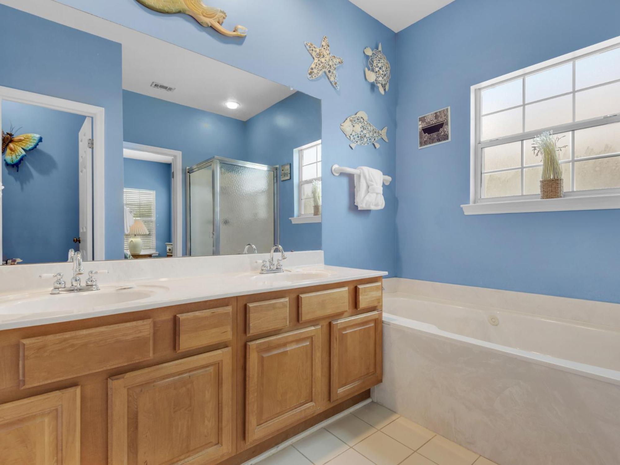 A Stones Throw By Newman-dailey Holiday home