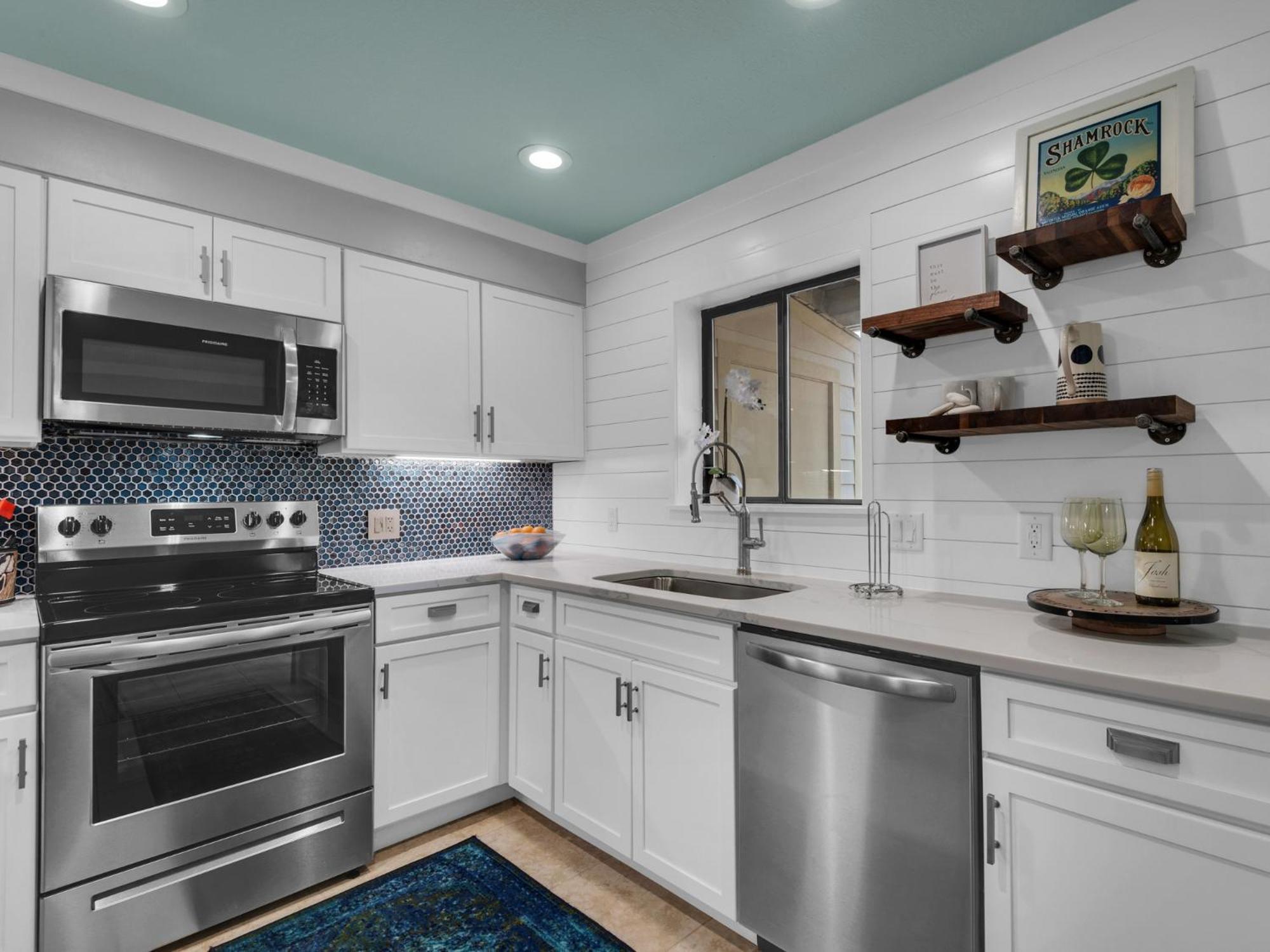 Gulf Winds East 23 By Newman-dailey Holiday home