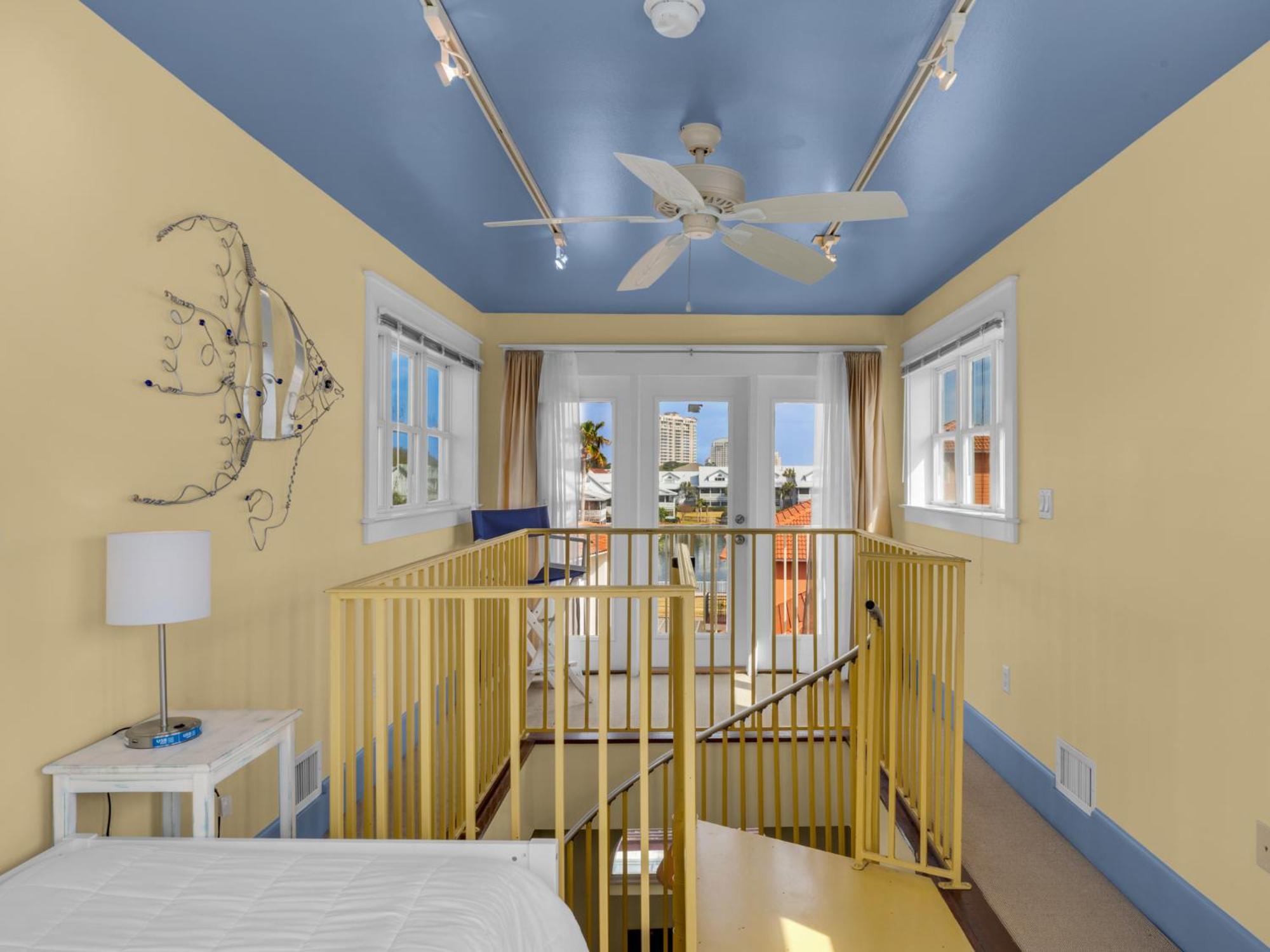 Soleil Levant By Newman-dailey Holiday home *