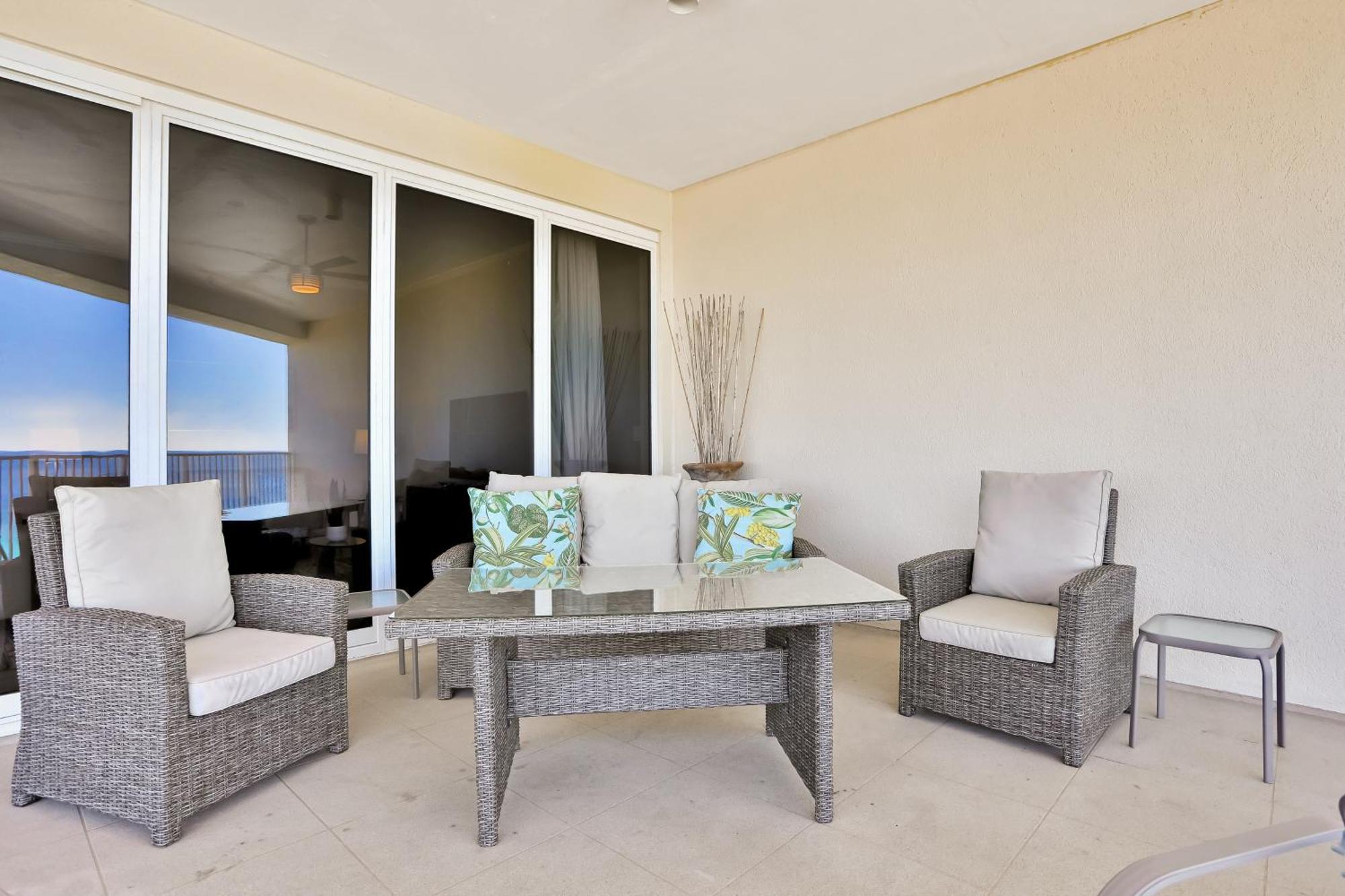 Apartment Tops'l Tides 911