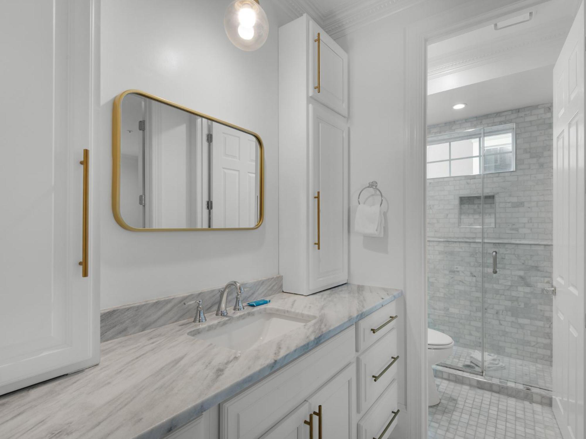Jewel In The By Newman-dailey *