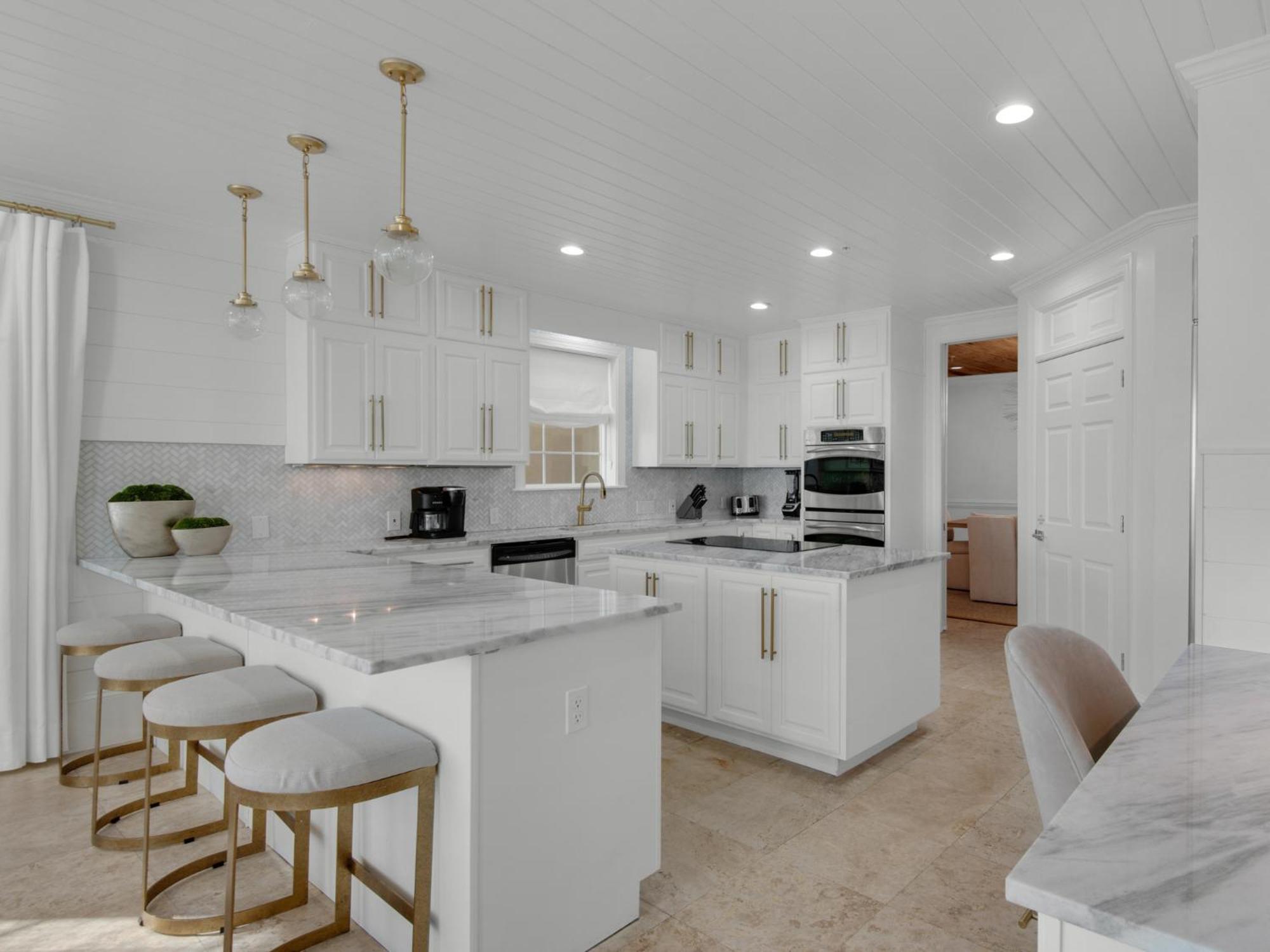 Jewel In The By Newman-dailey Destin