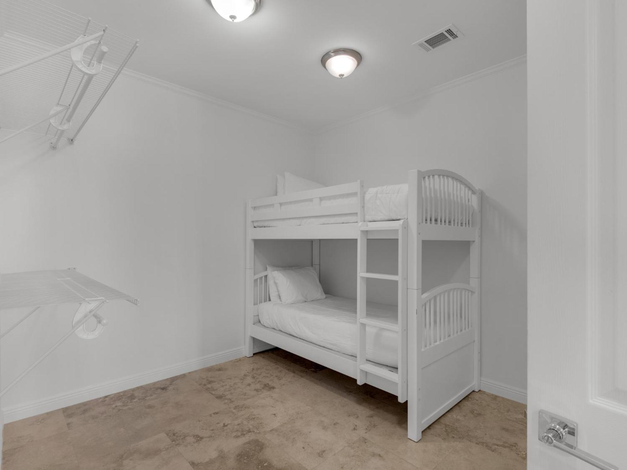 Holiday home Jewel In The By Newman-dailey