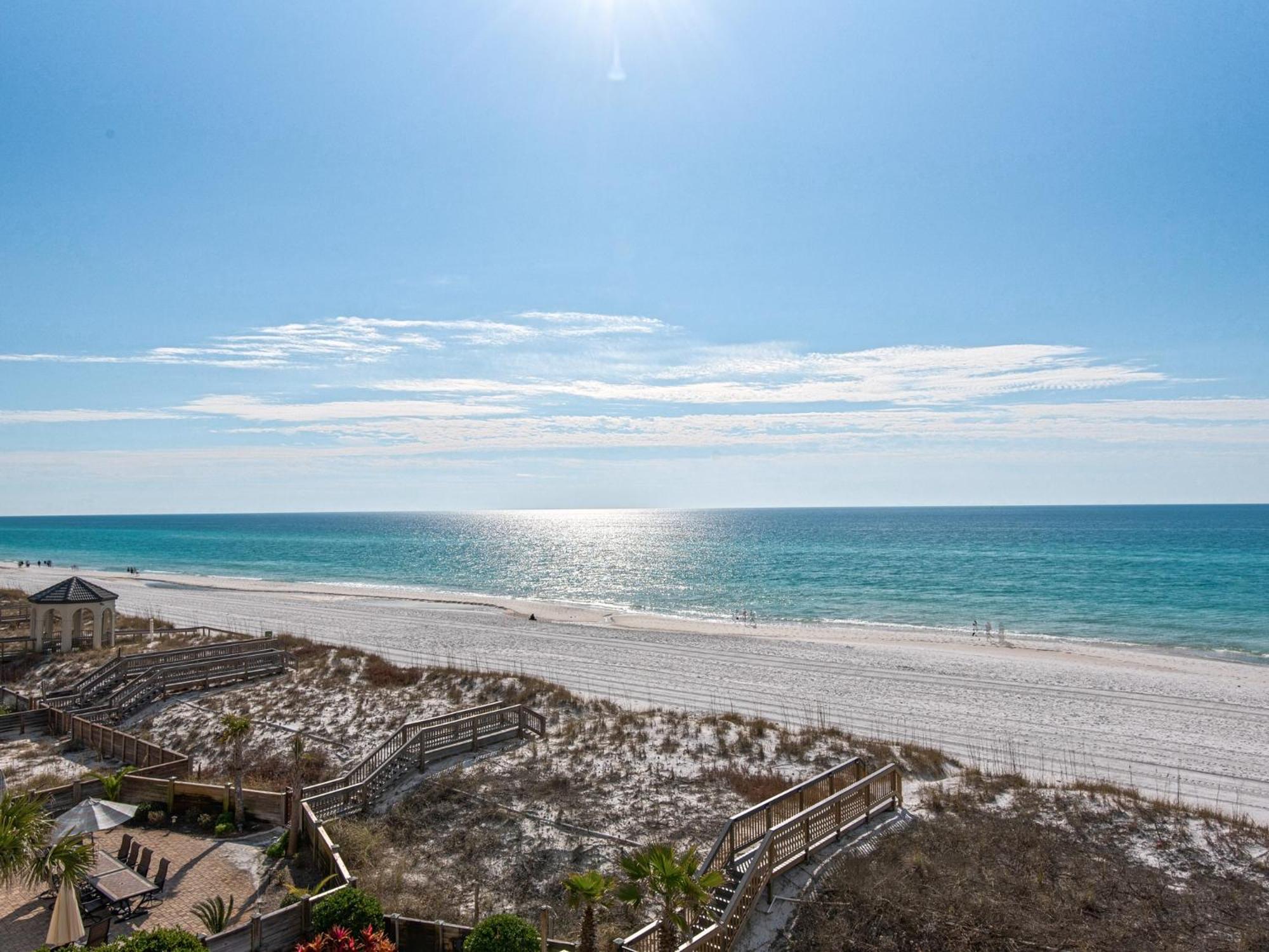 Jewel In The By Newman-dailey Destin