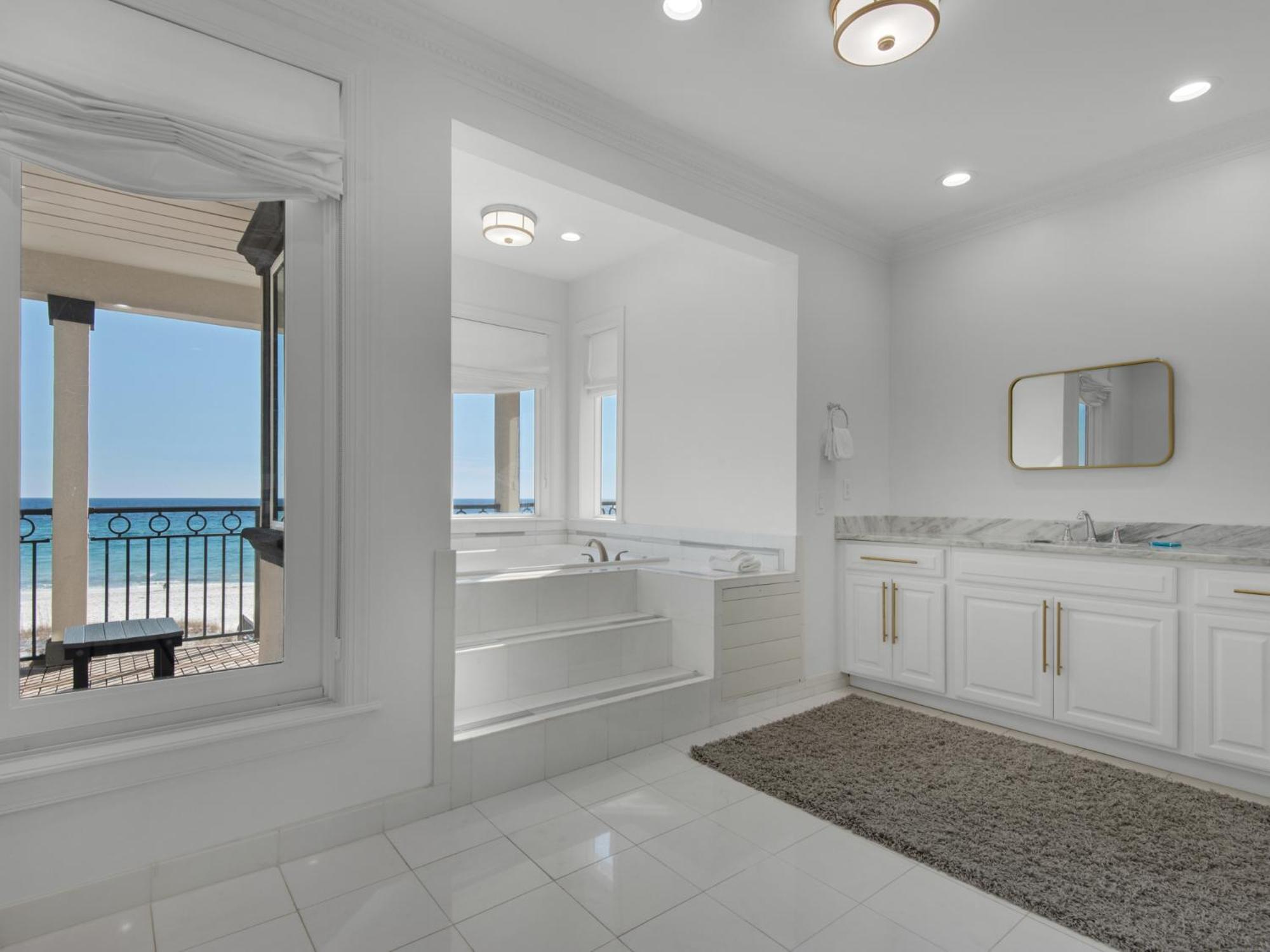 Jewel In The By Newman-dailey Holiday home *