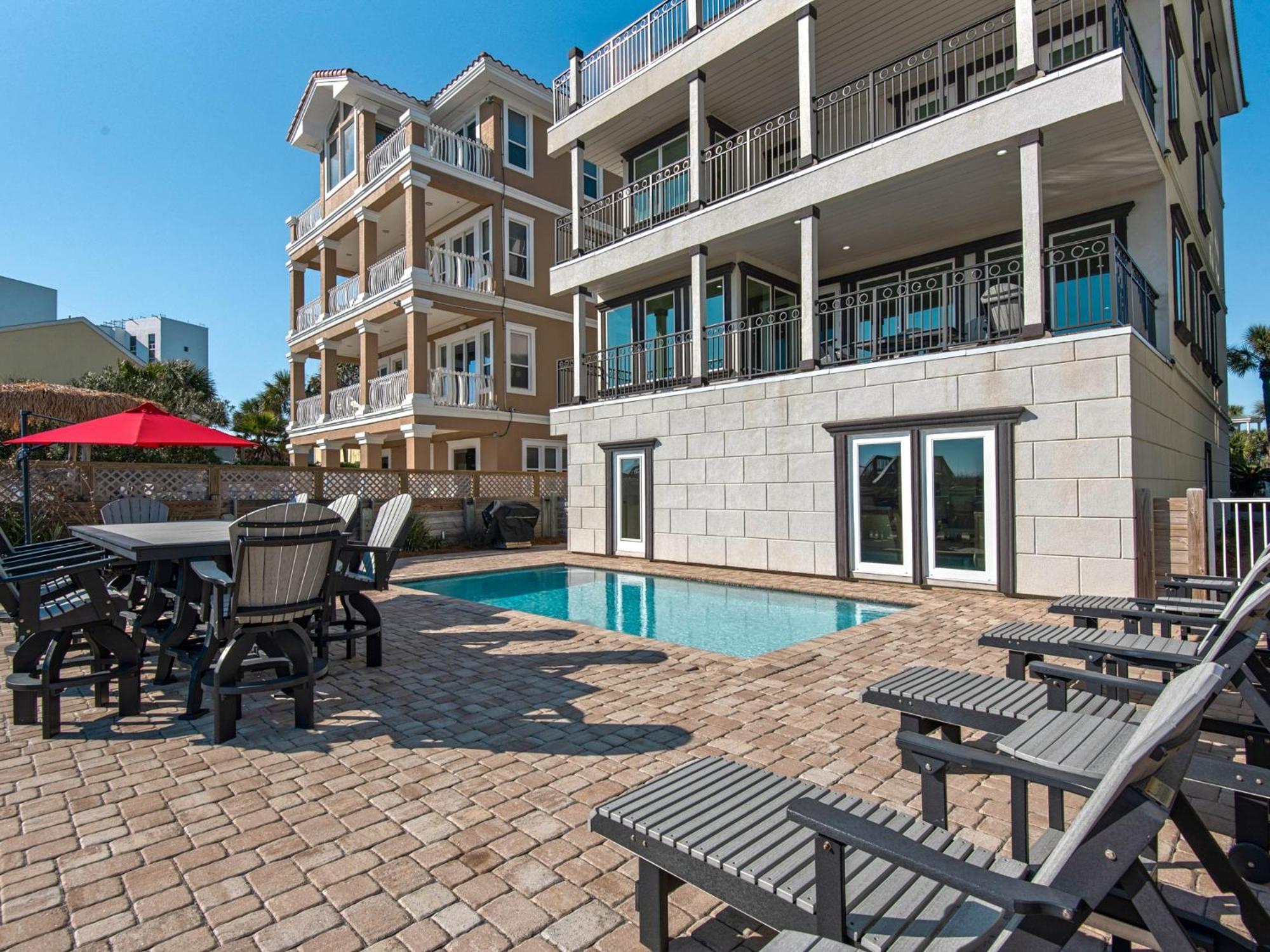 Jewel In The By Newman-dailey Holiday home *
