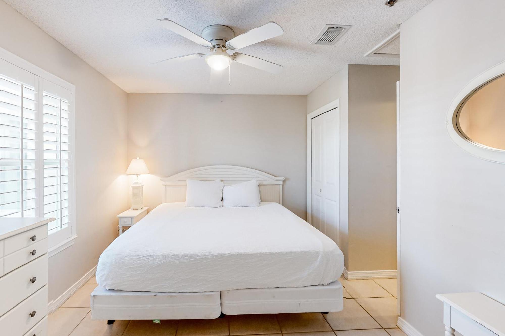 Grand Caribbean West Apartment *