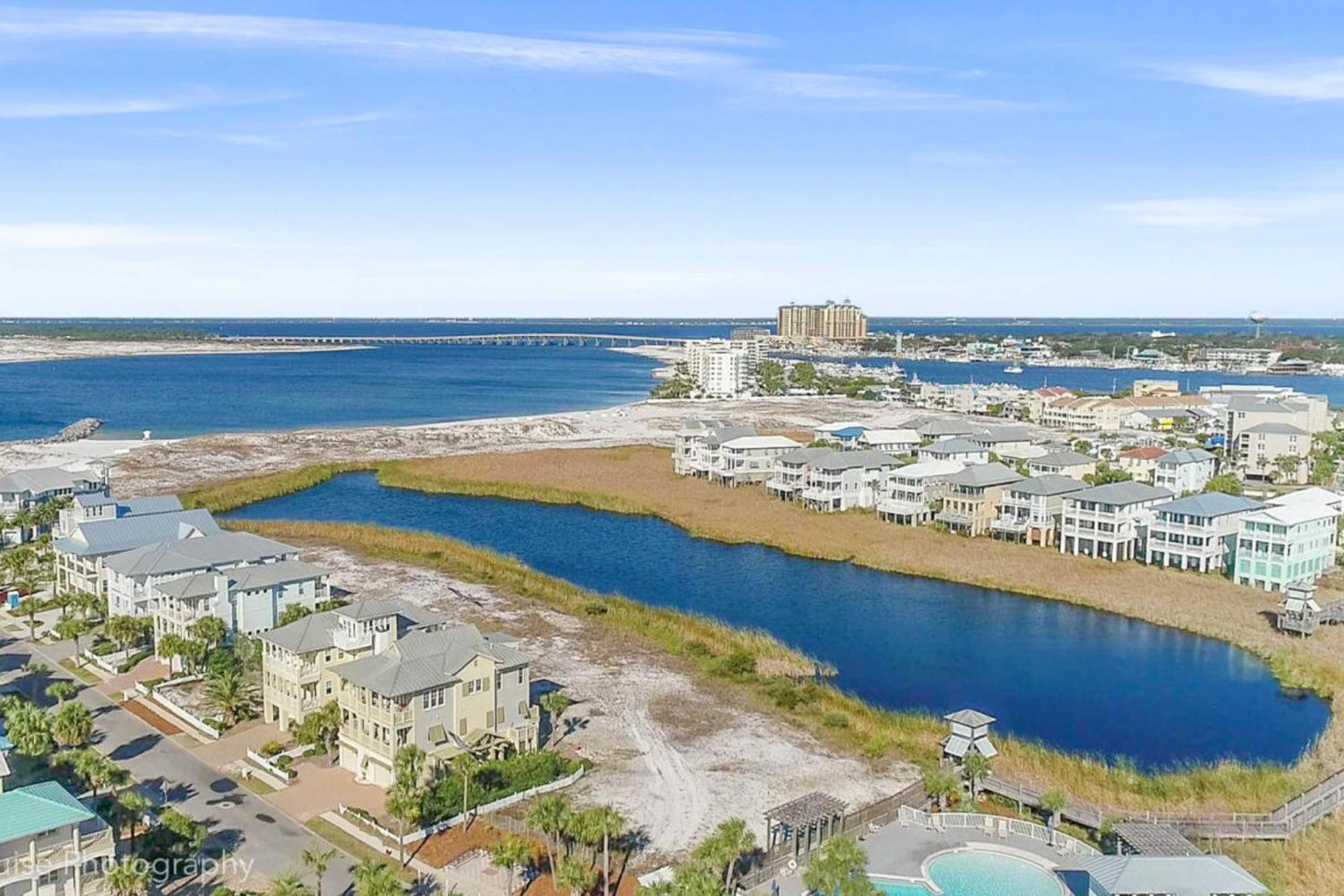 Jetty East * Destin