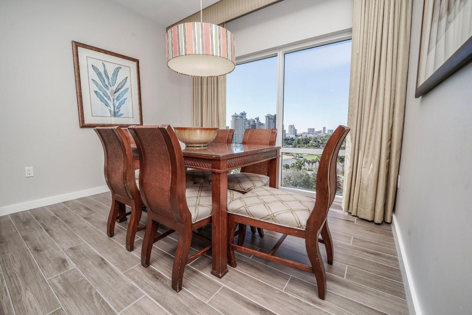 Luau At Sandestin Tower I & Ii Holiday home