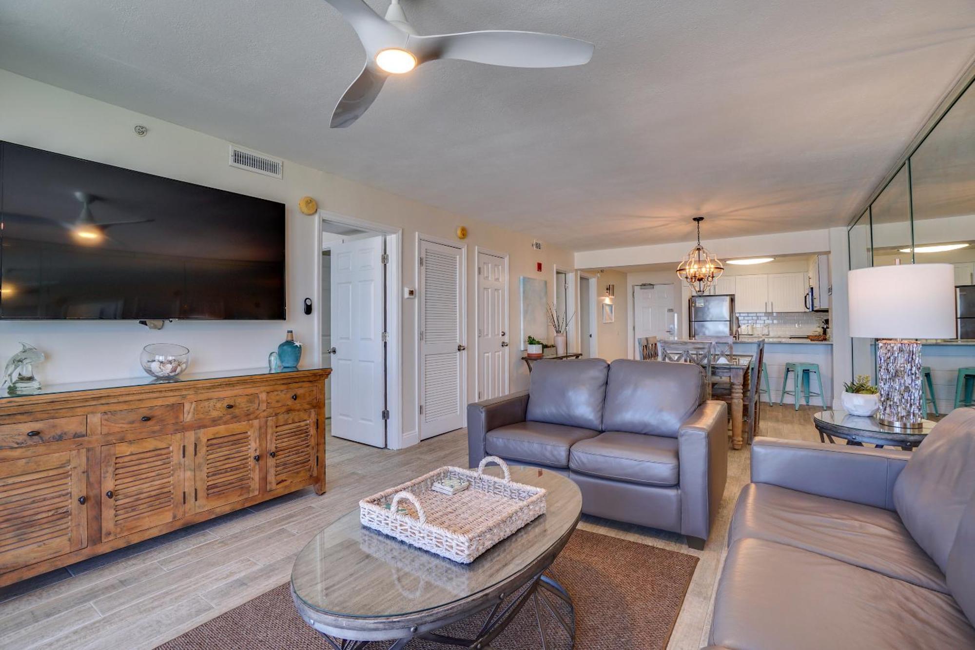 Pelican By Panhandle Getaways Apartment