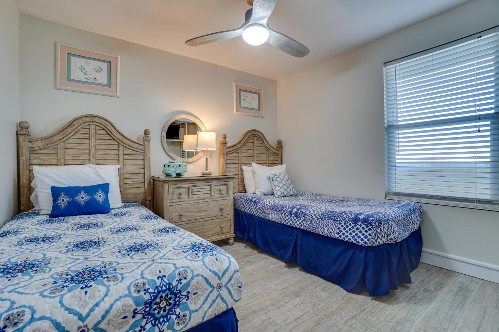 Pelican By Panhandle Getaways