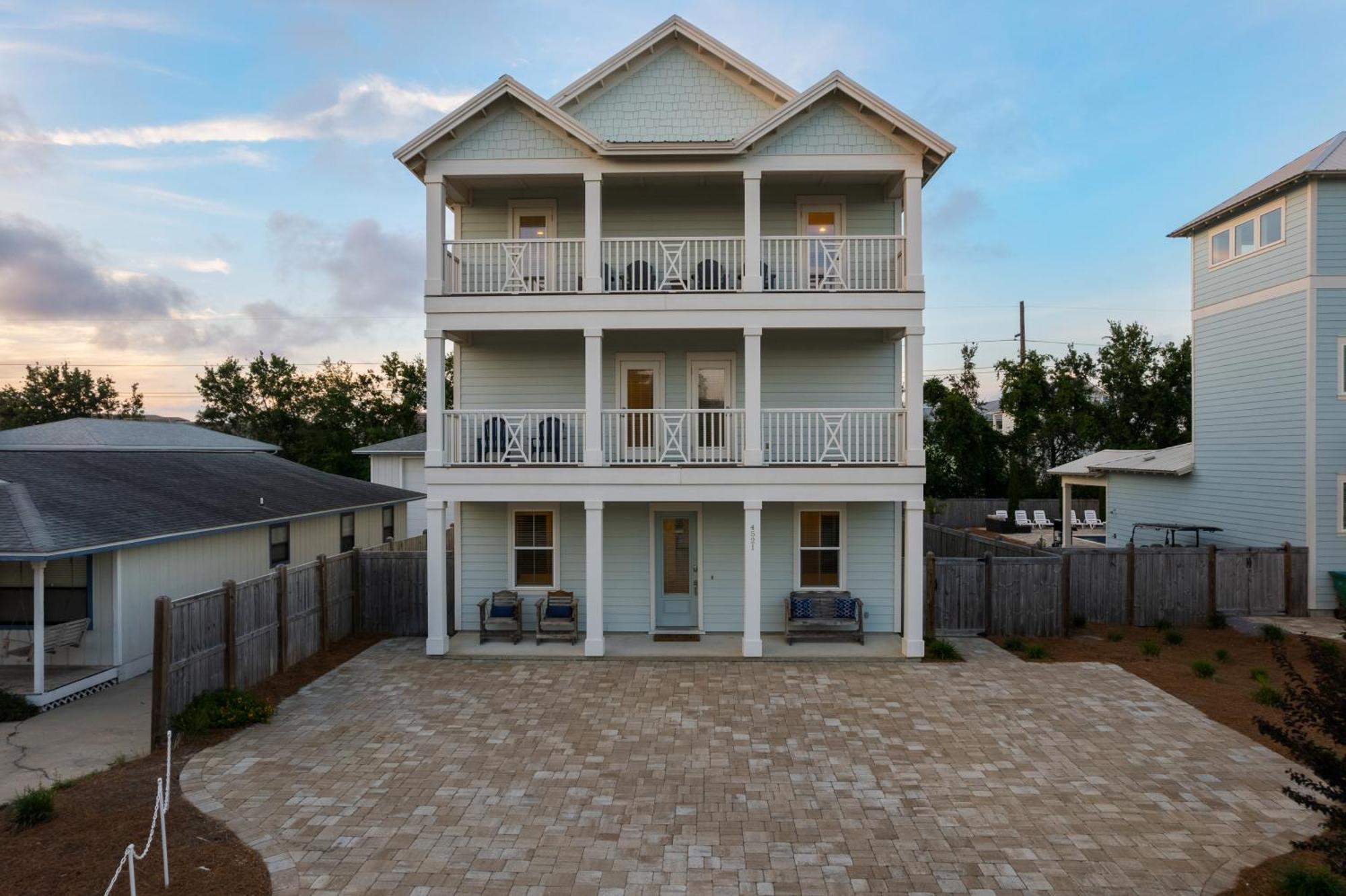 Blessings By The By Newman-dailey Holiday home Destin