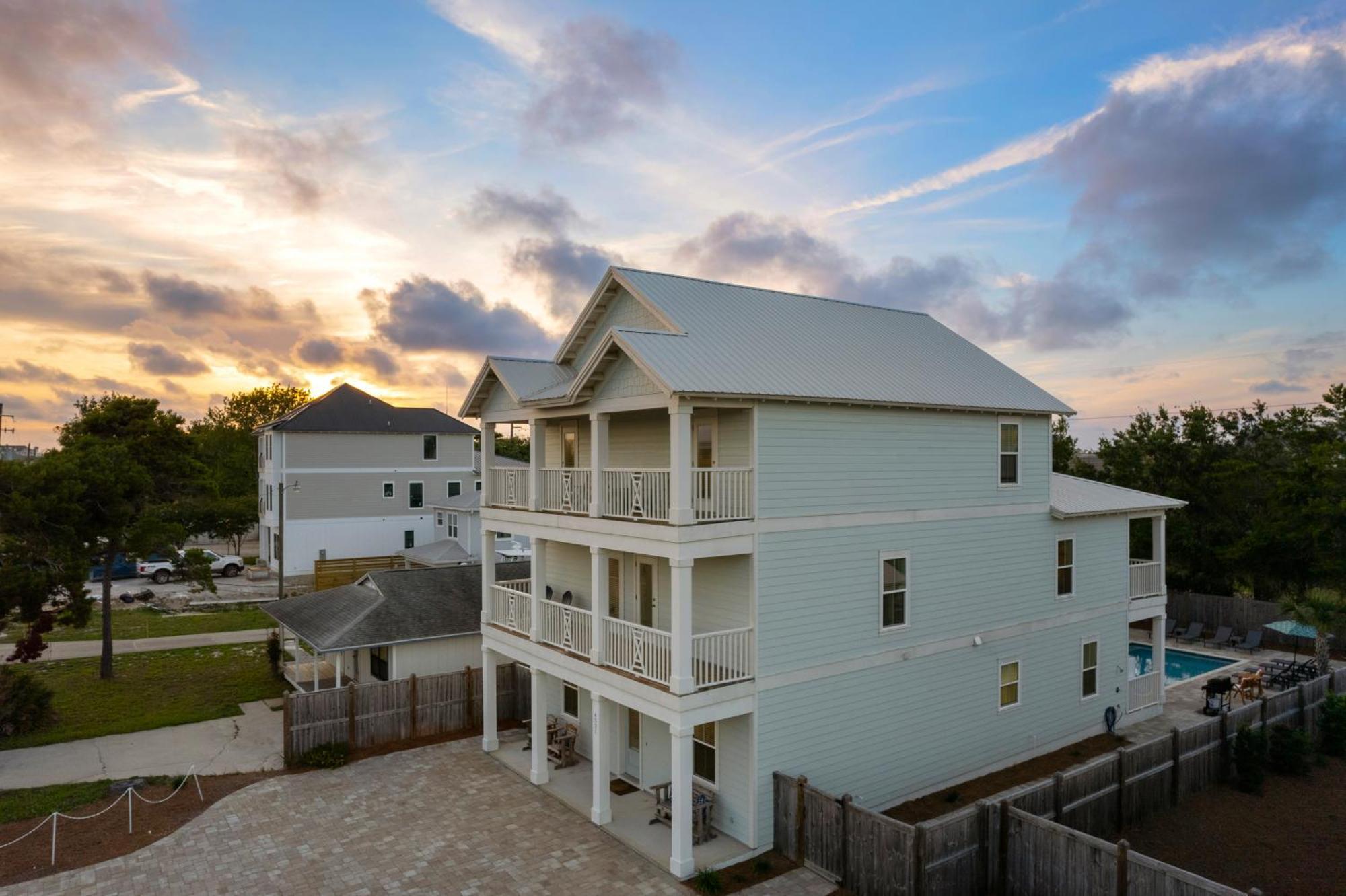 Blessings By The By Newman-dailey Holiday home Destin