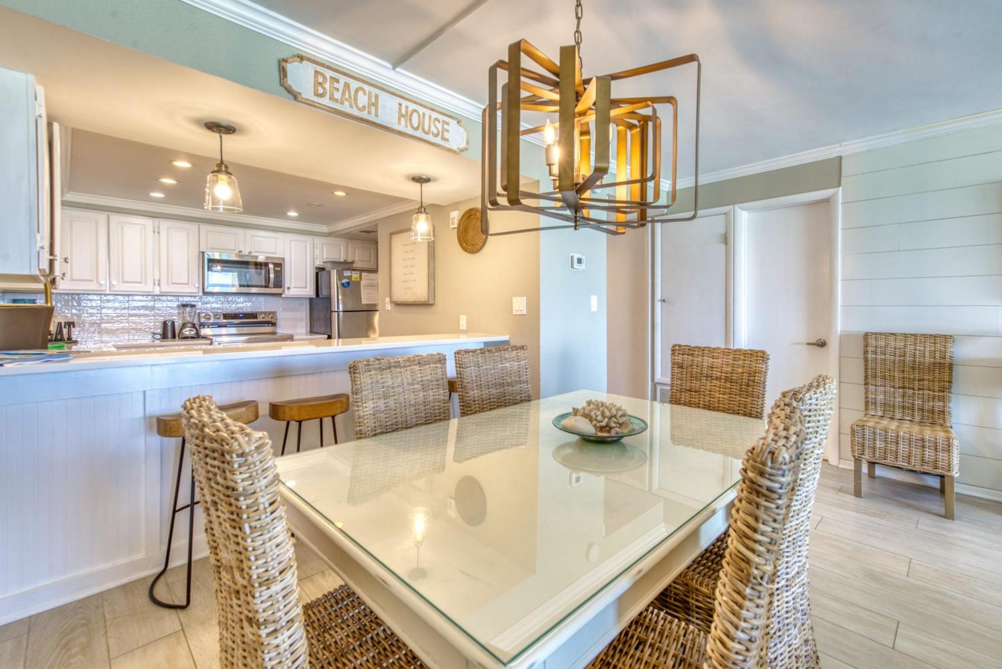 House C302 - Beachfront With Pool, Wifi, & Service Destin